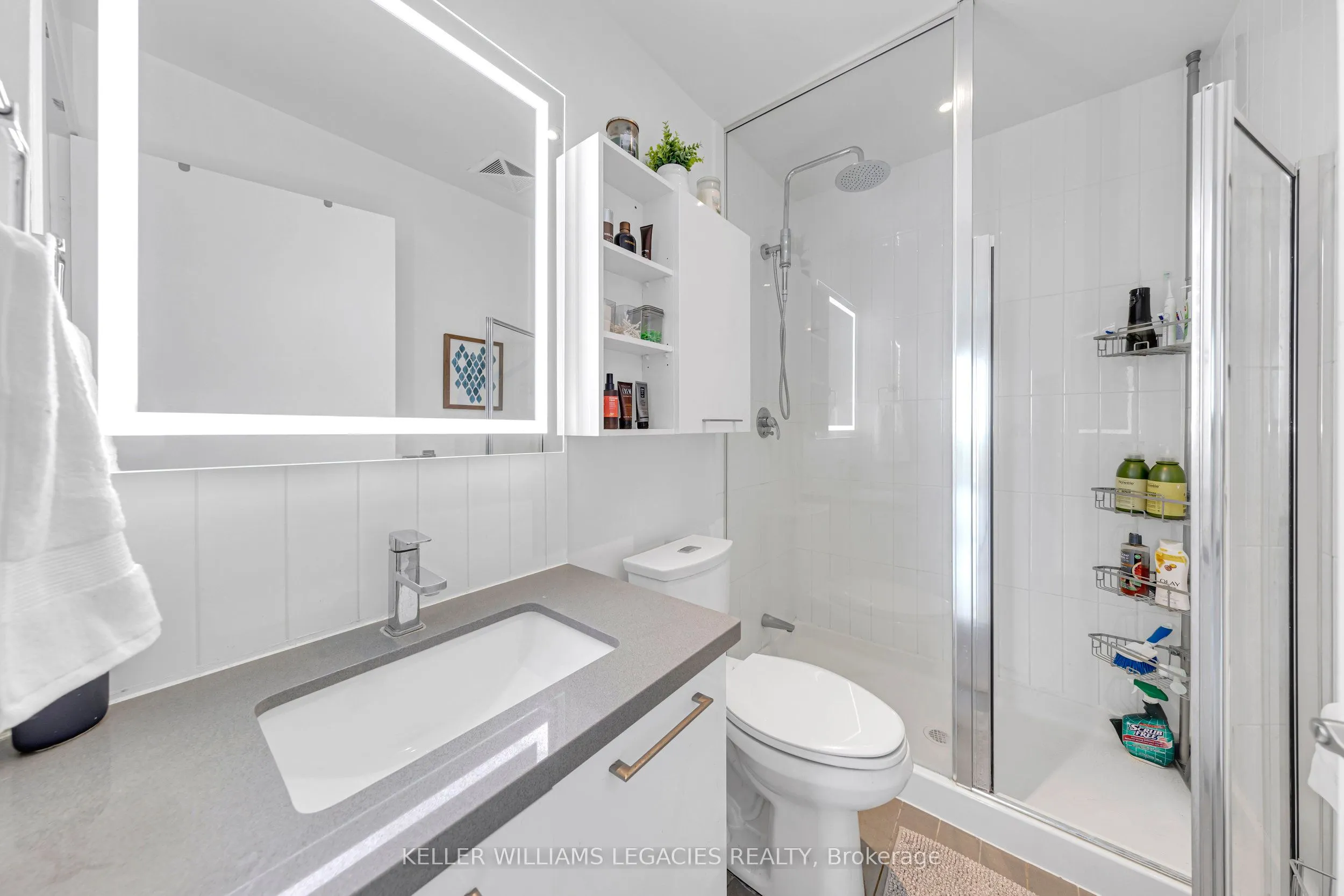 29 Singer Court, #2702