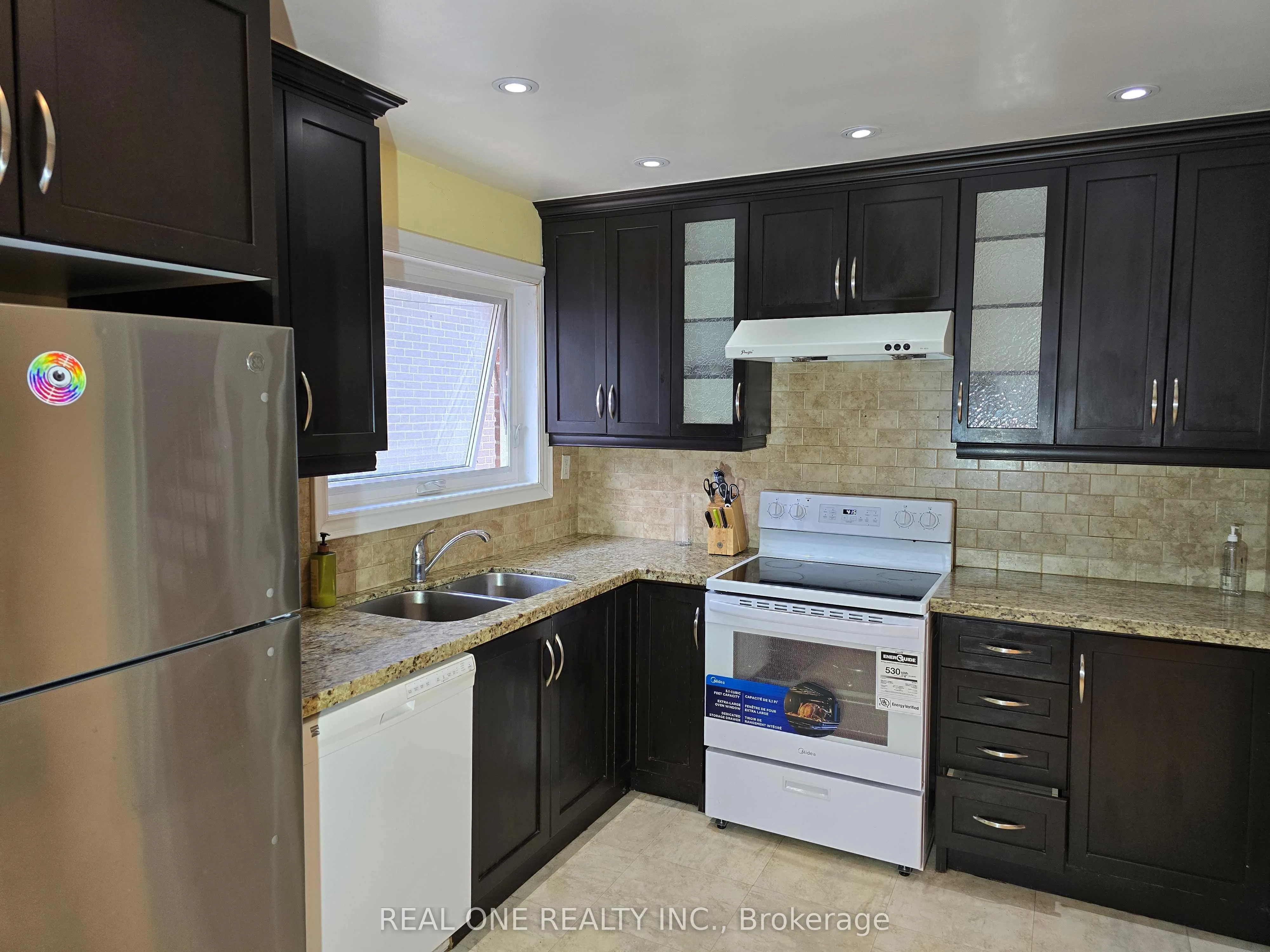 37 Bessarion Road