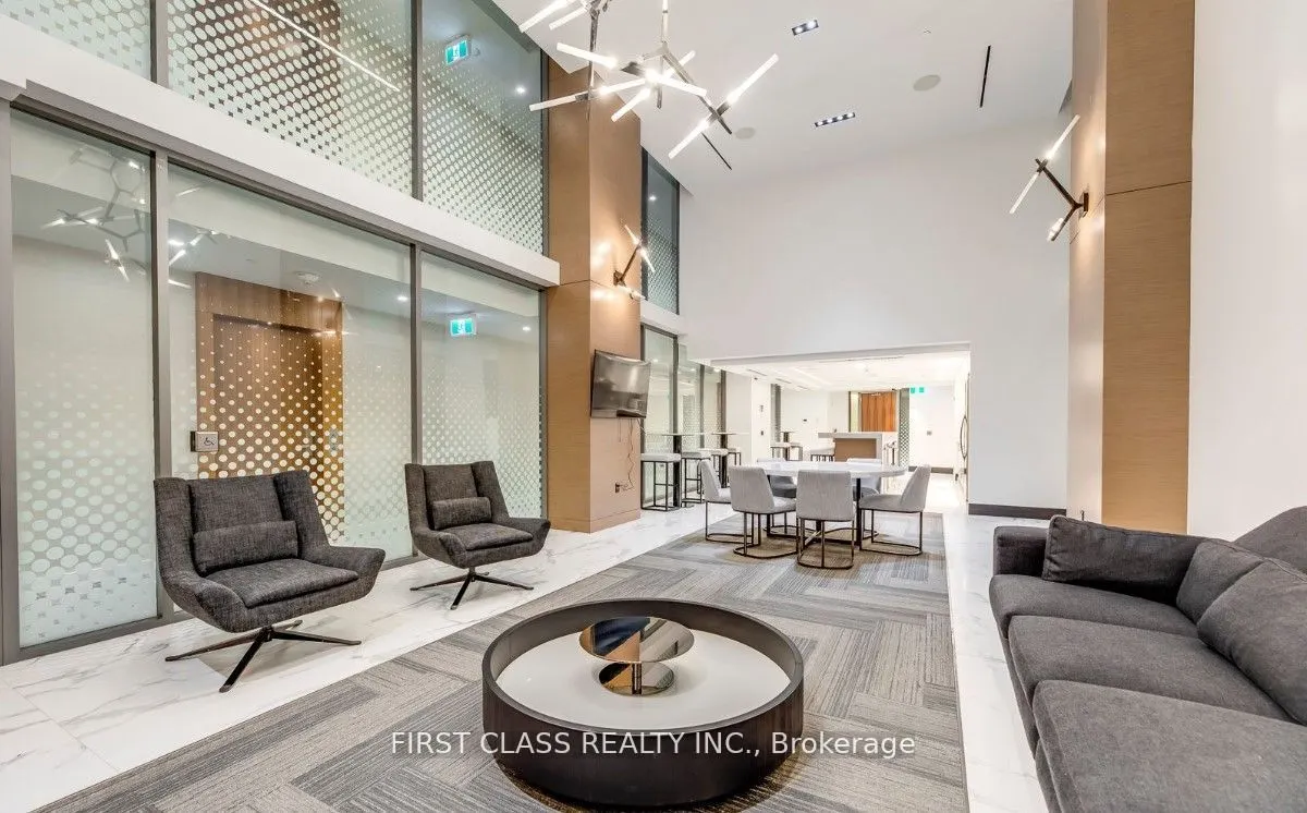 15 Queens Quay E #408