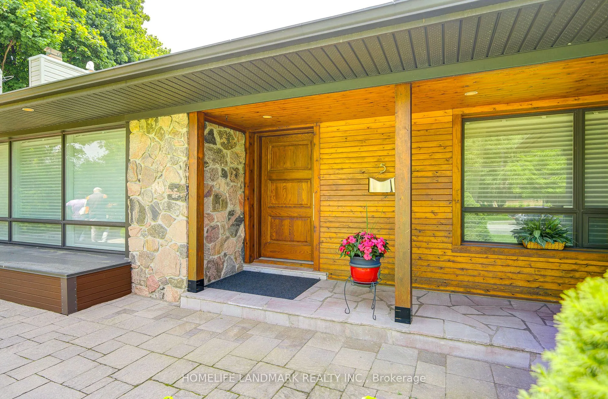 5 Sulgrave Crescent