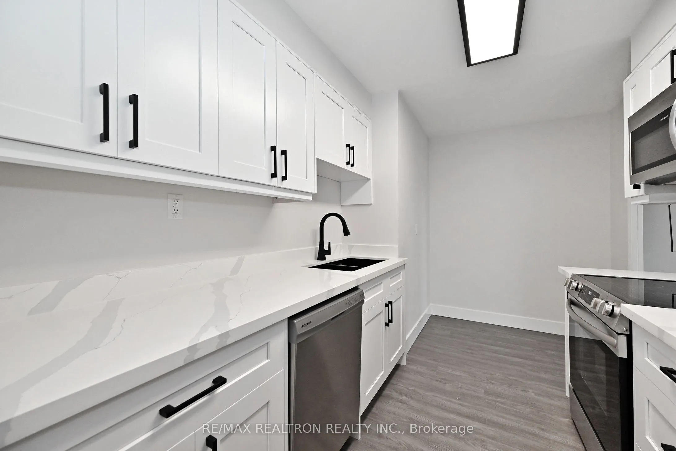 4005 Don Mills Road, #322