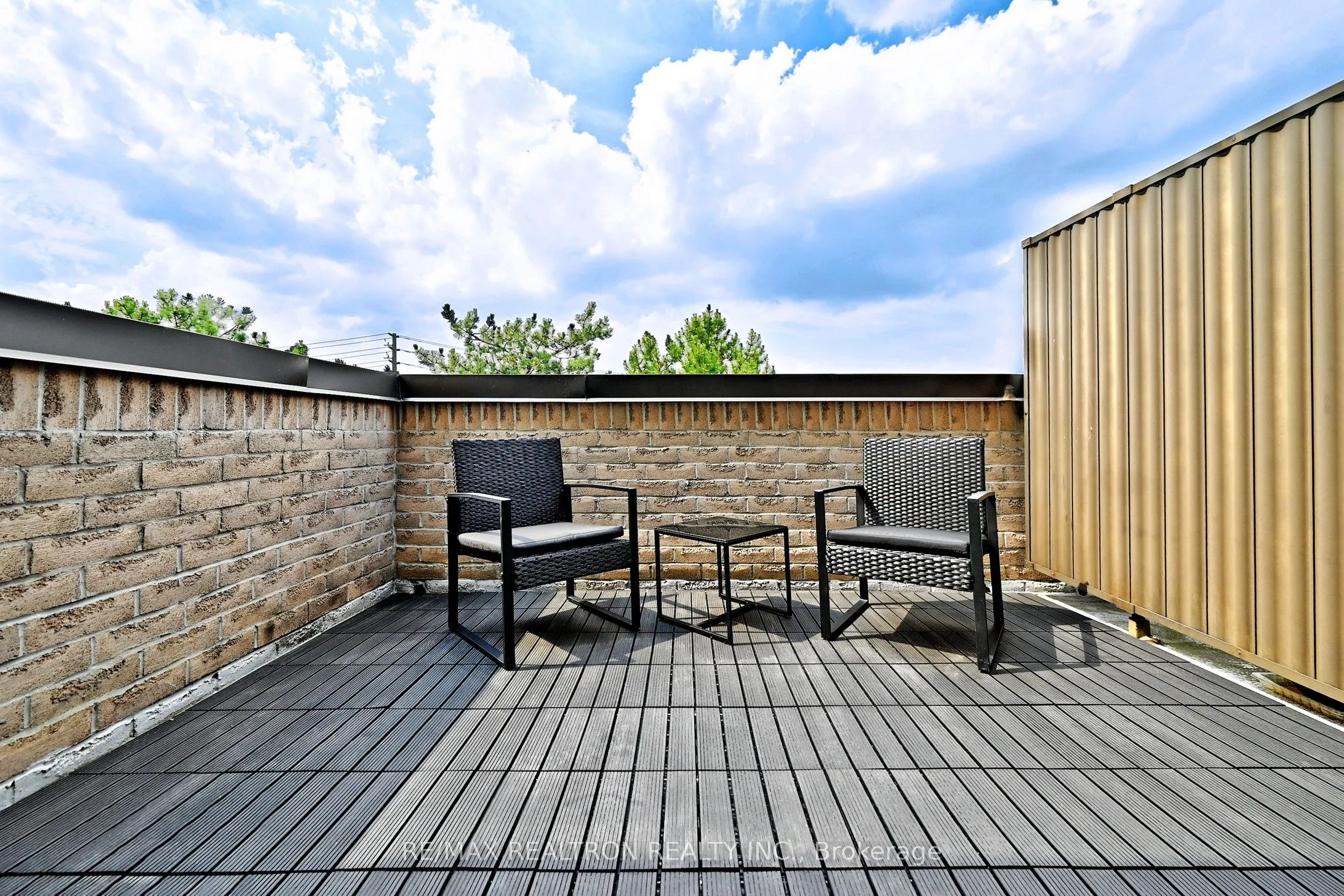 4005 Don Mills Road, #322