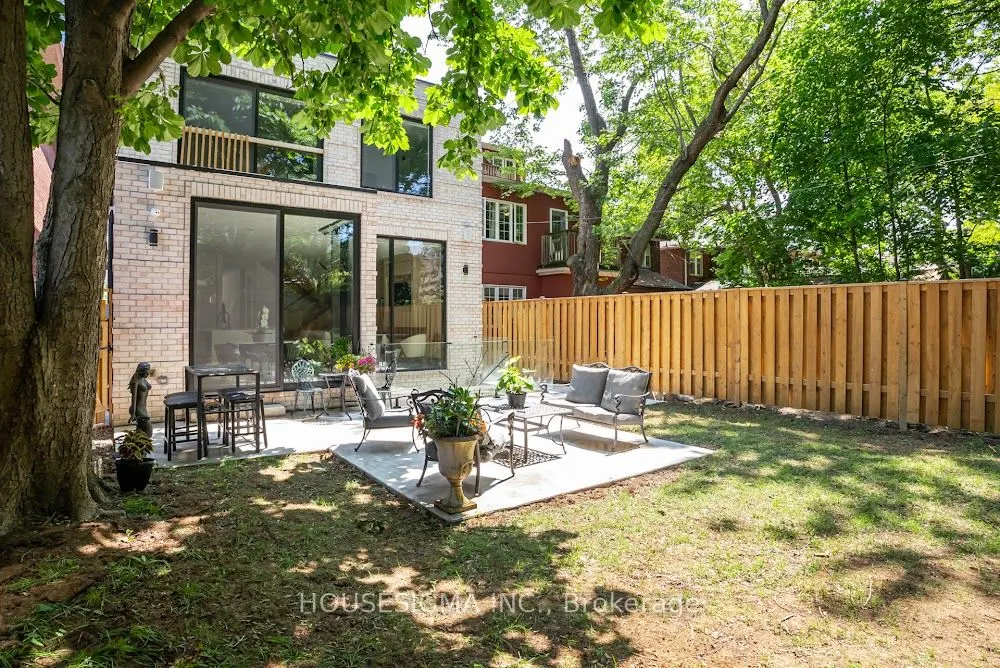 188 Duplex Avenue