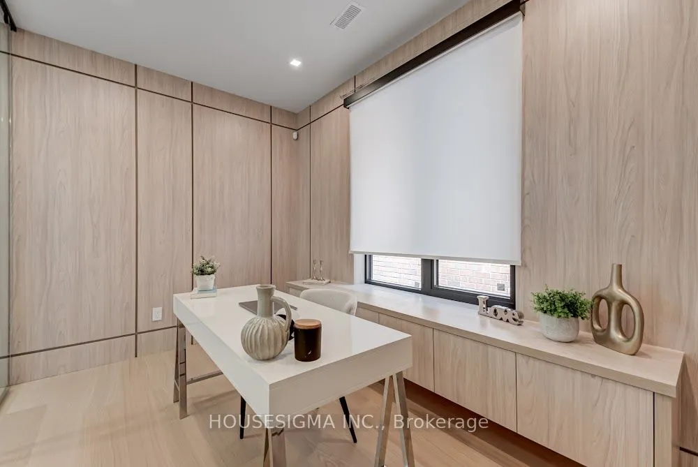 188 Duplex Avenue