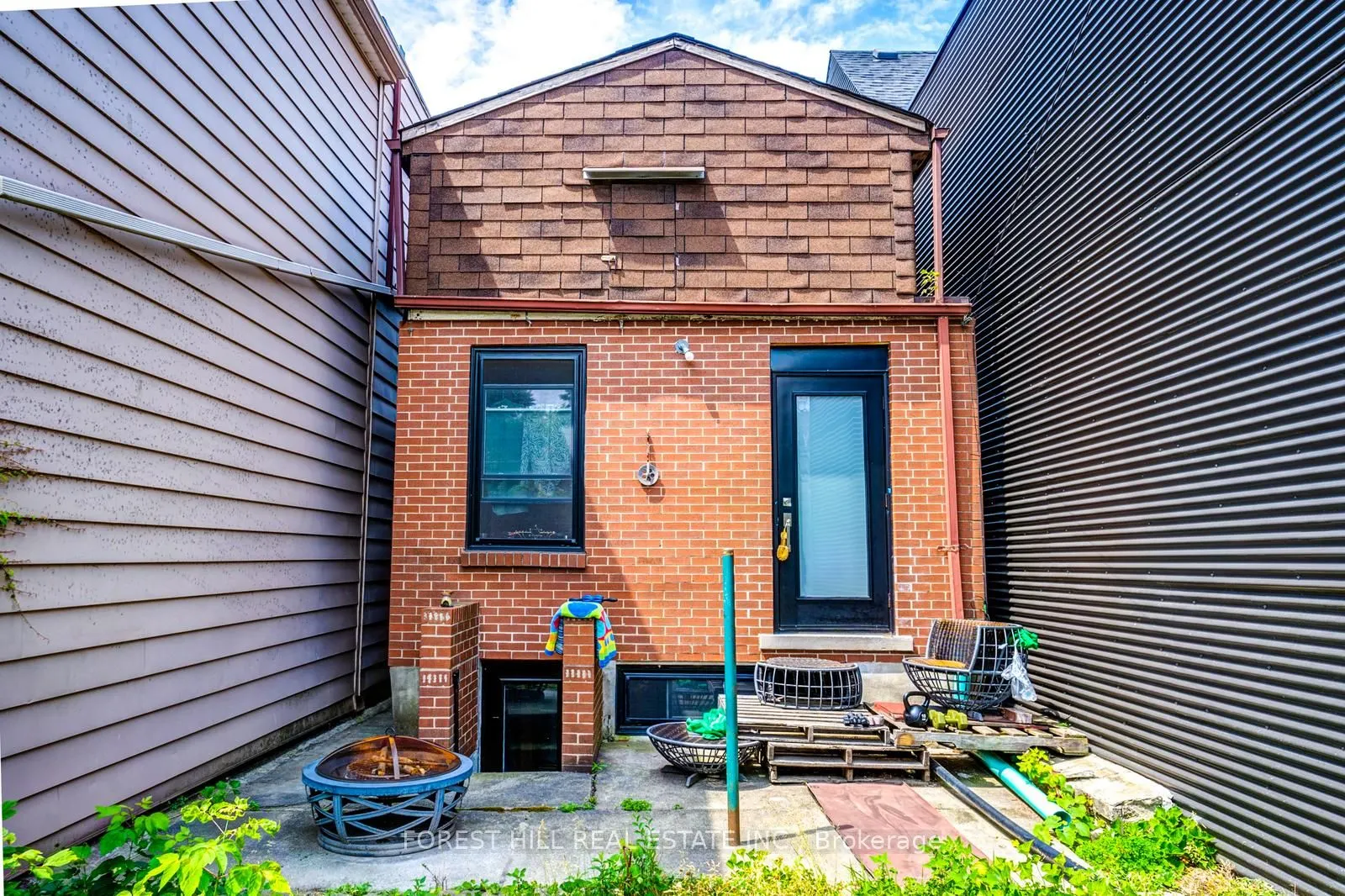 139 Christie Street