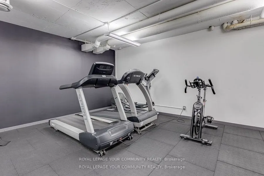 650 King Street W, #211
