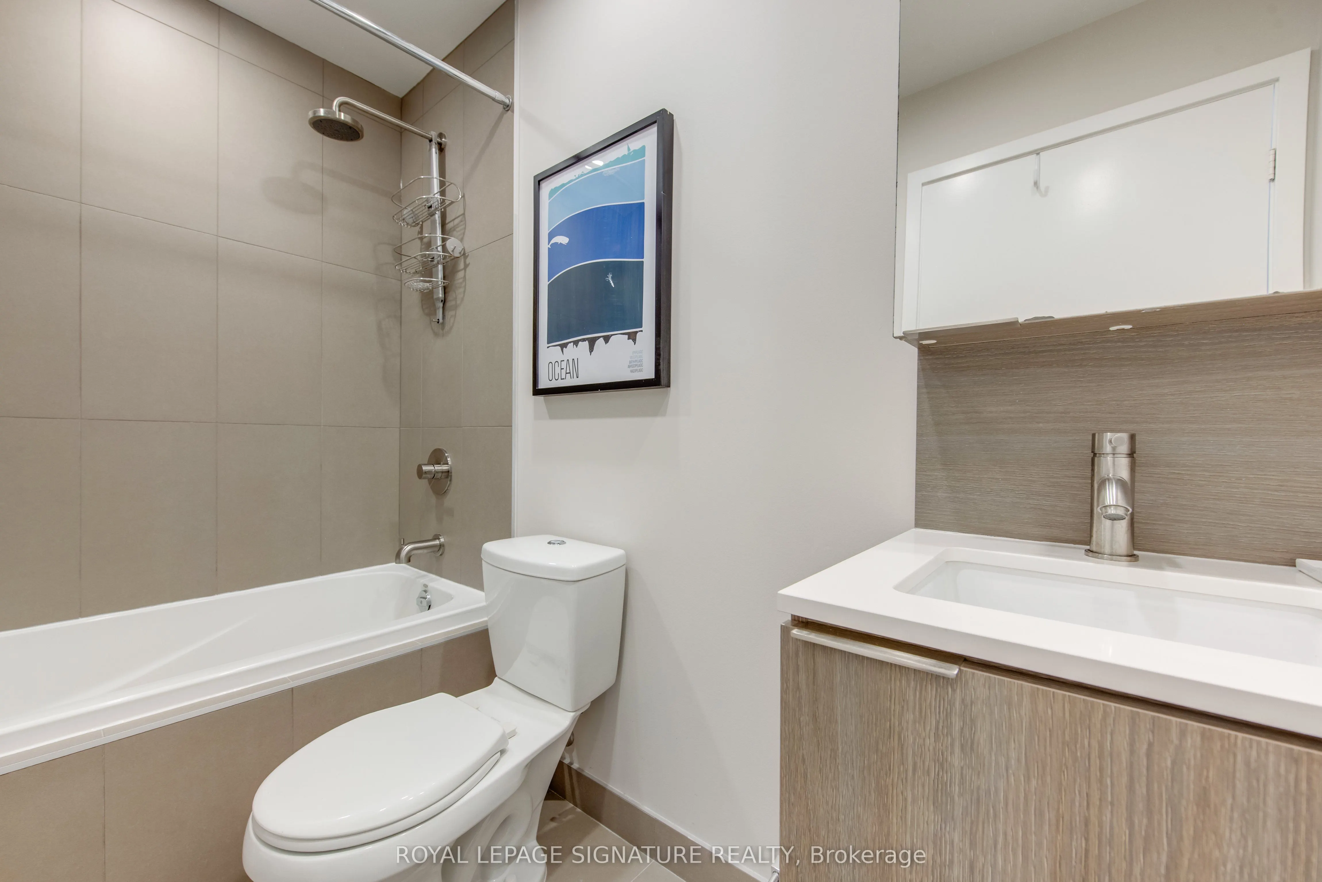 170 Sumach Street, #902
