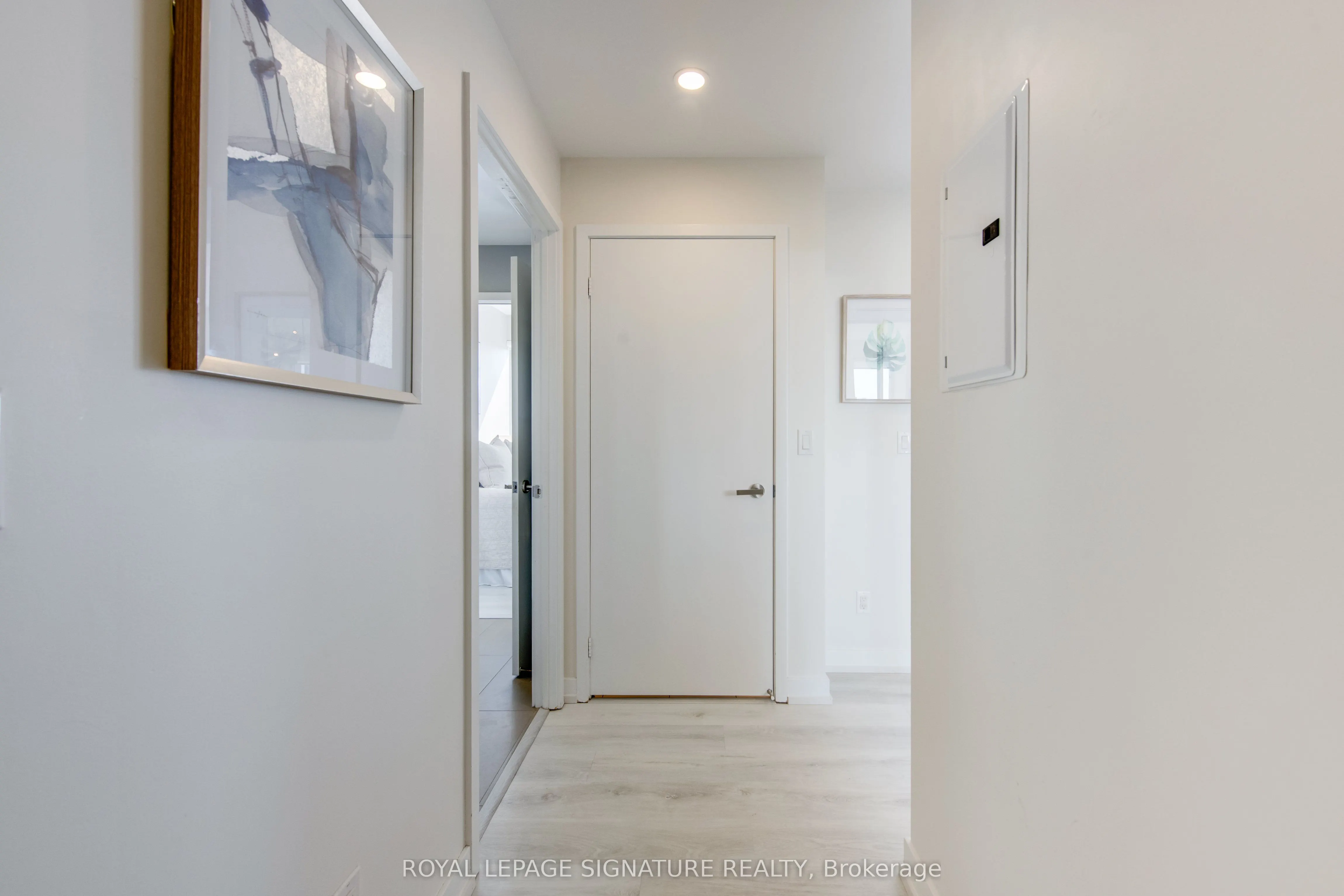 170 Sumach Street, #902