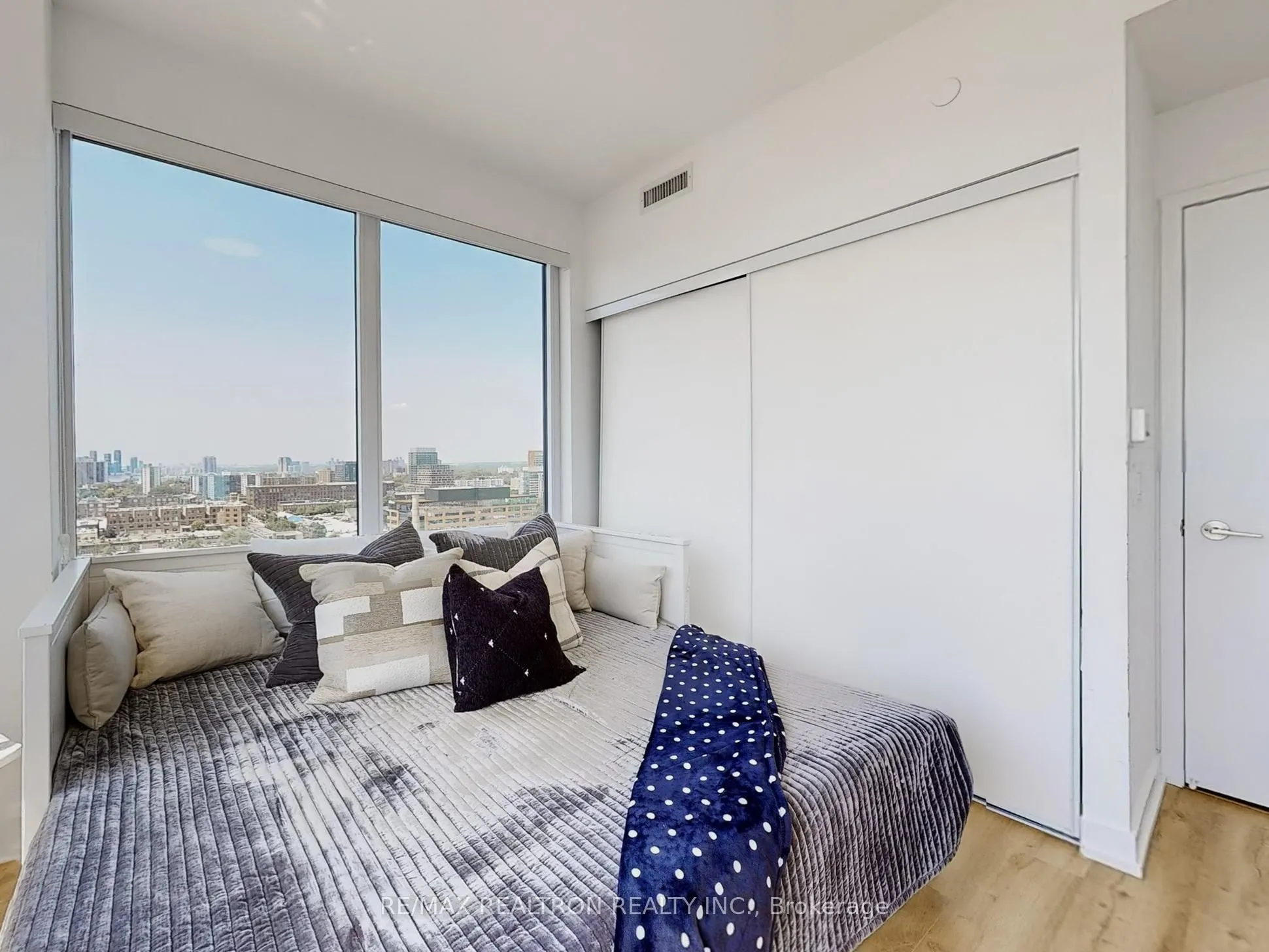135 East Liberty Street, #1603
