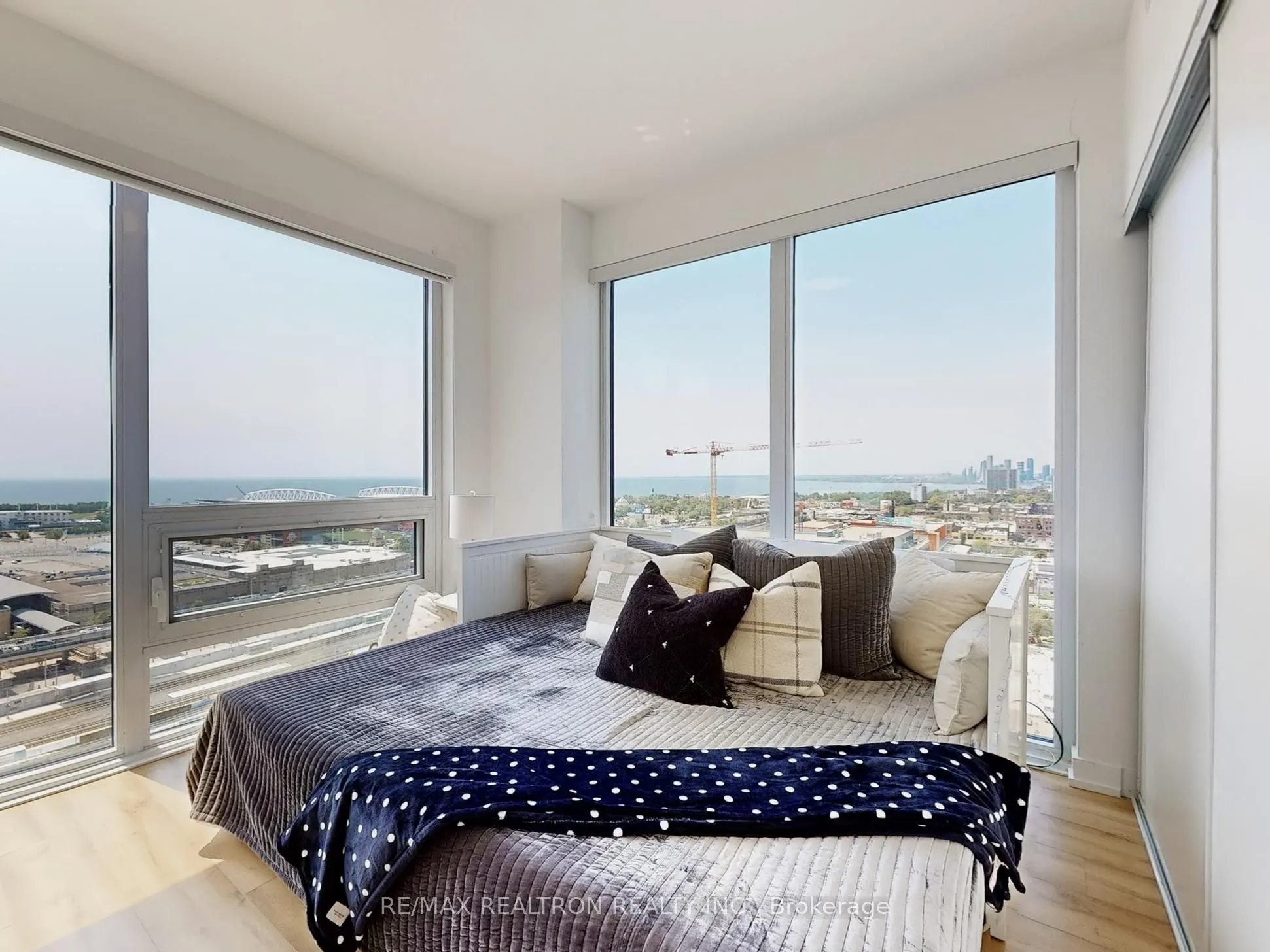 135 East Liberty Street, #1603