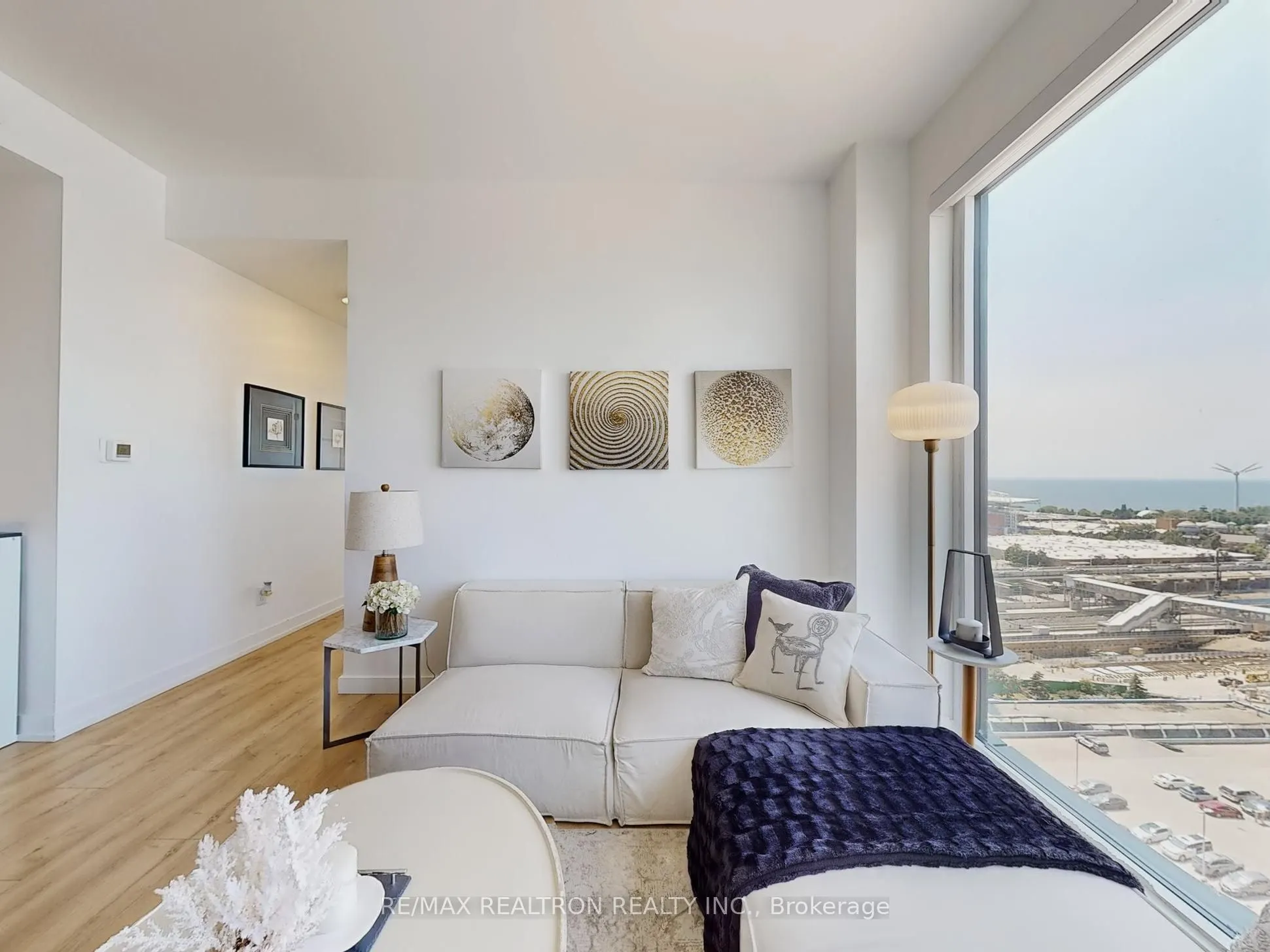 135 East Liberty Street, #1603
