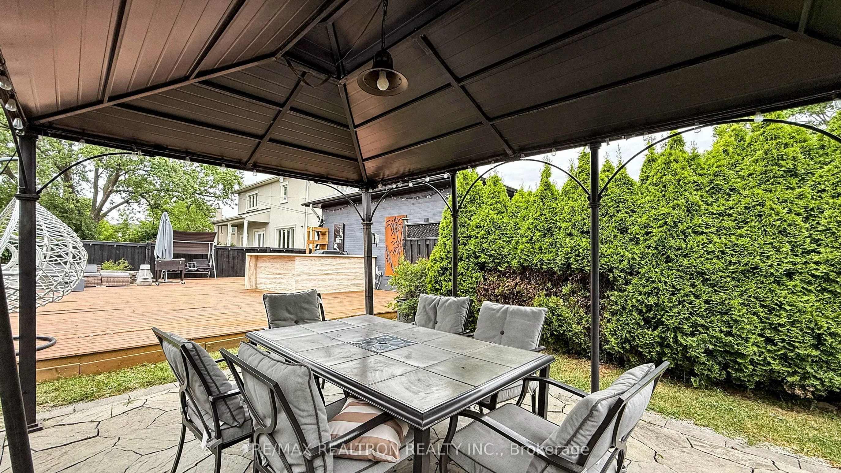 253 Searle Avenue