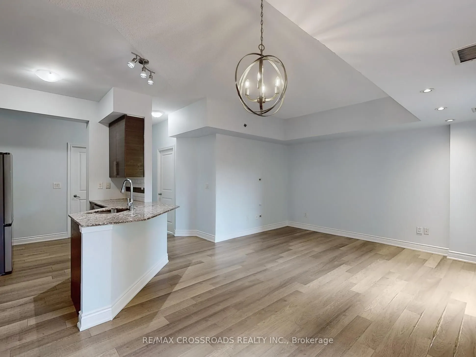760 Sheppard Avenue W, #103