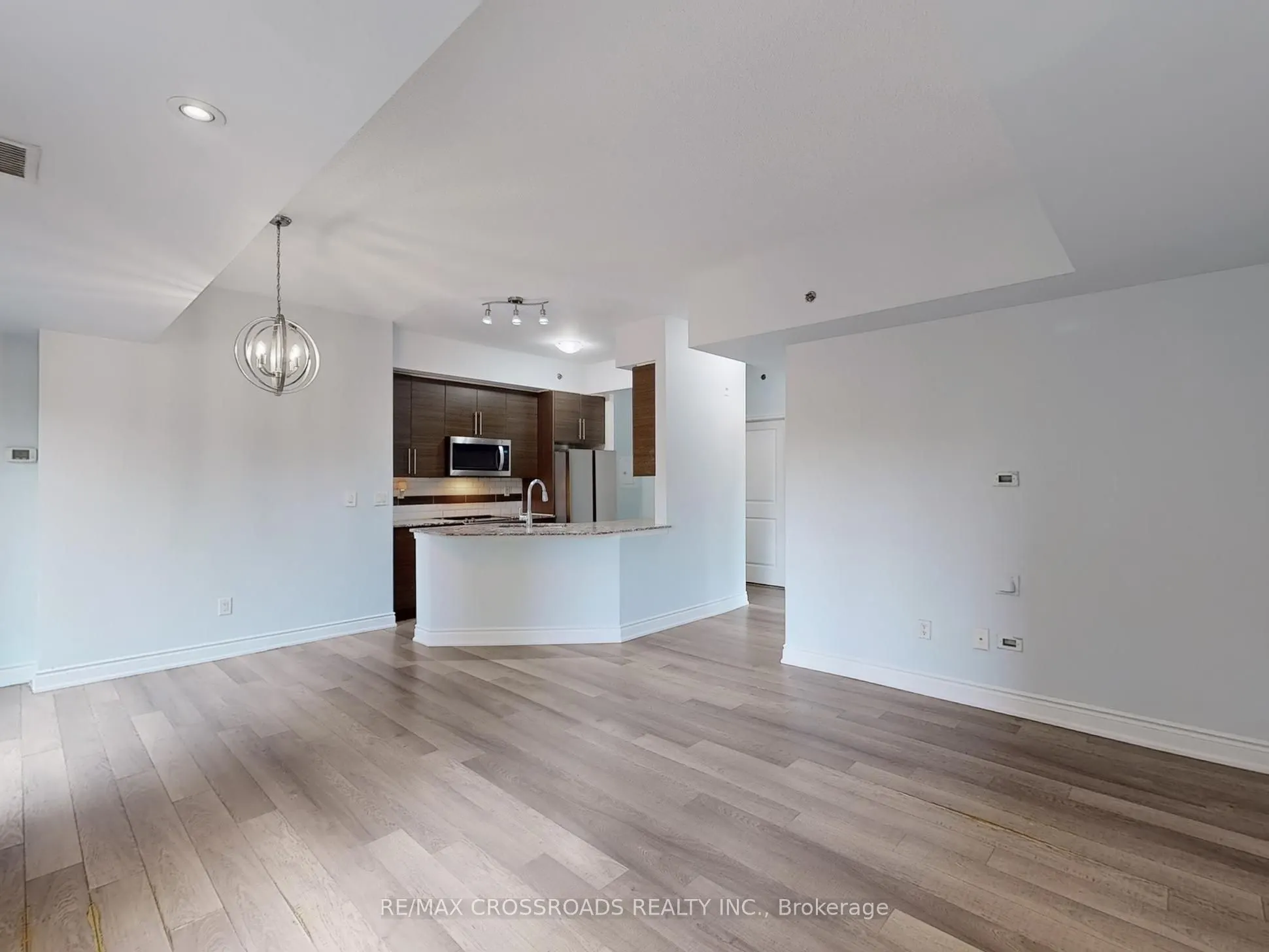 760 Sheppard Avenue W, #103