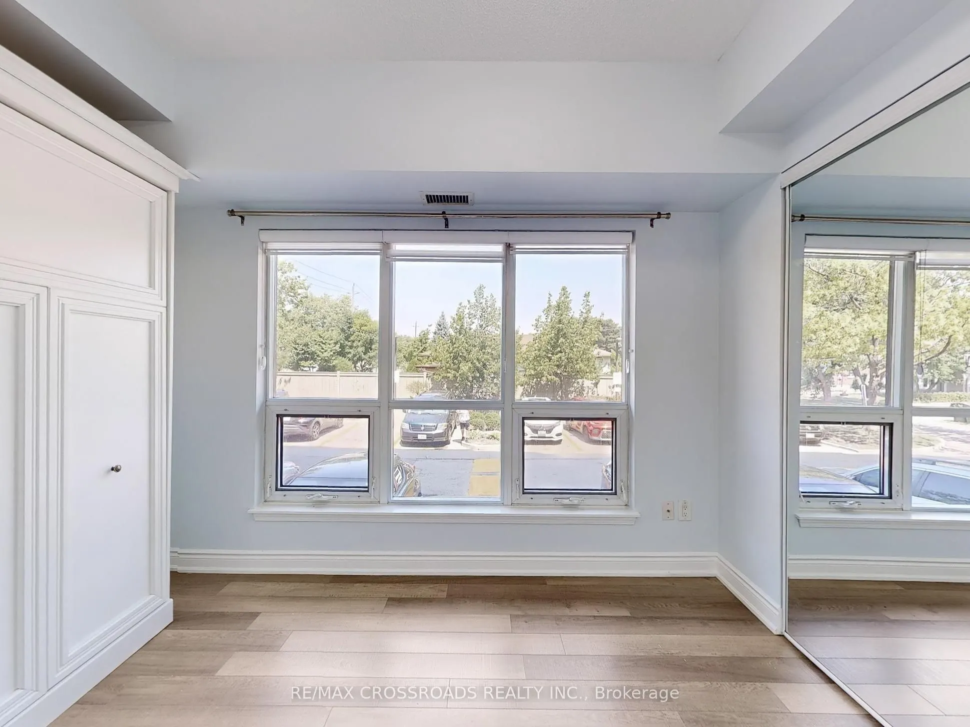 760 Sheppard Avenue W, #103