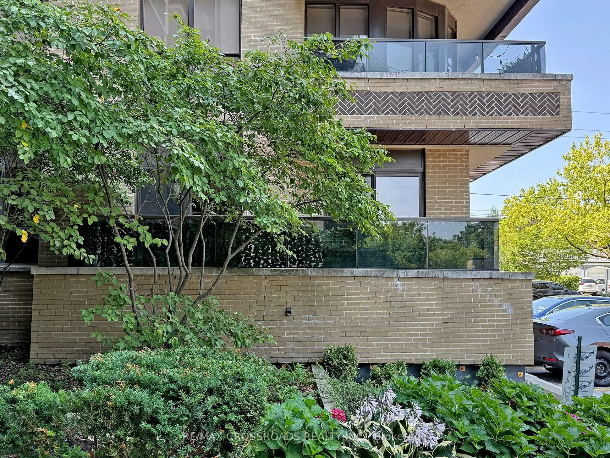 760 Sheppard Avenue W, #103