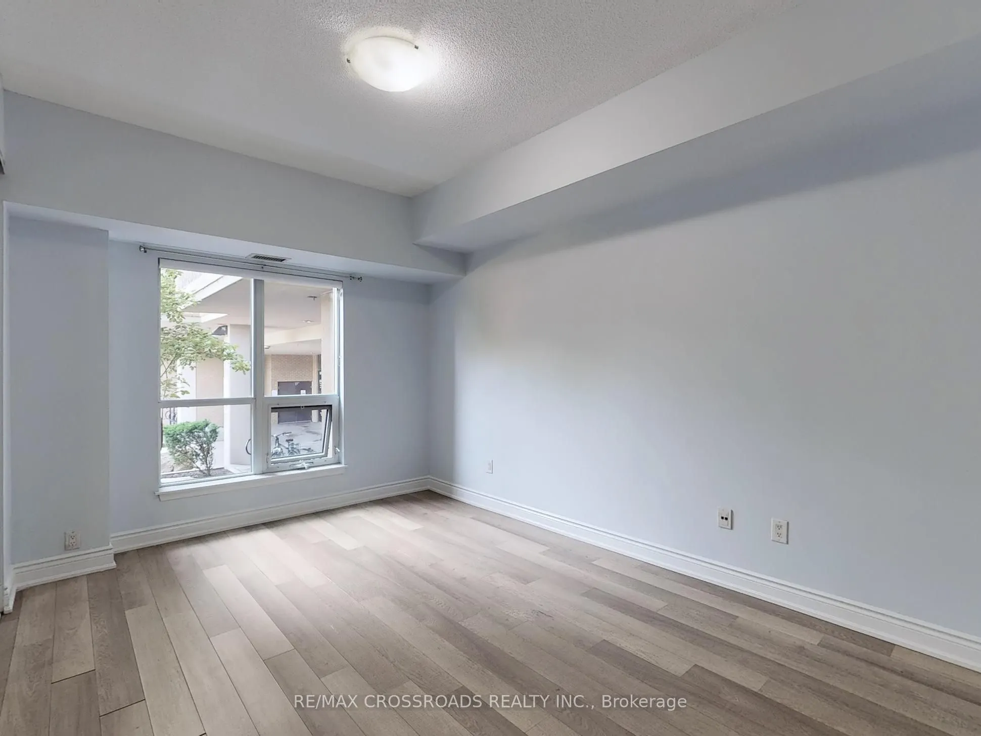 760 Sheppard Avenue W, #103