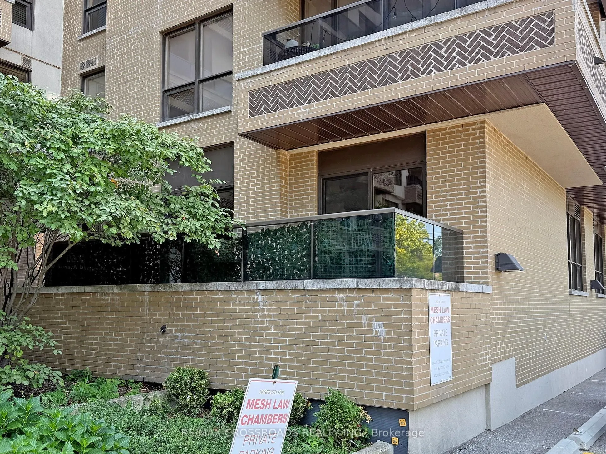 760 Sheppard Avenue W, #103
