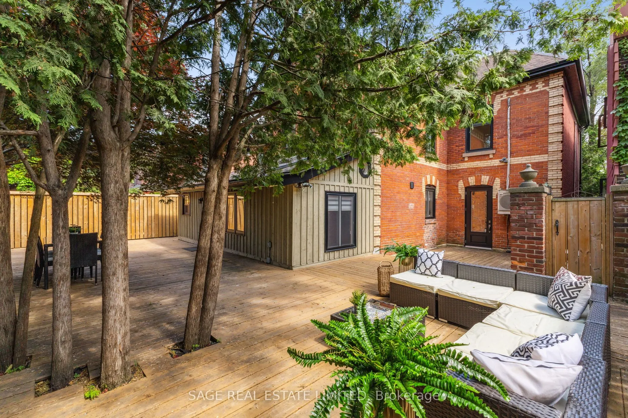 14 Halton Street