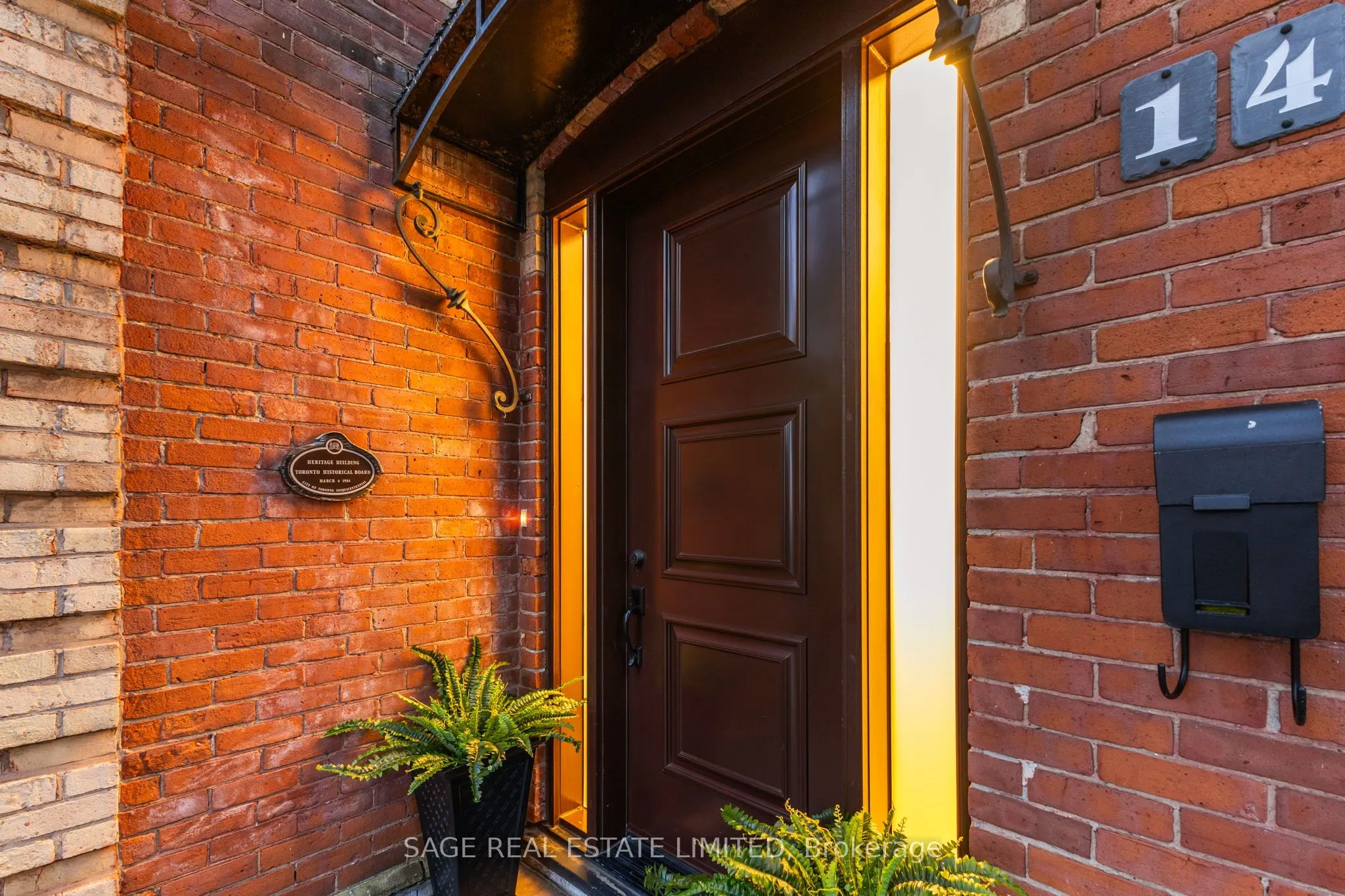 14 Halton Street