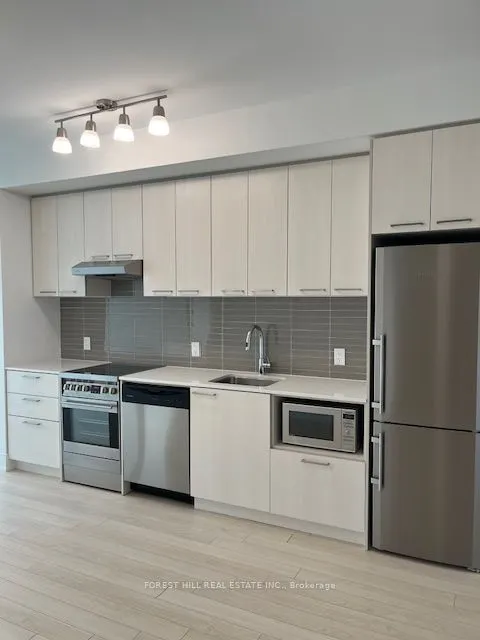 310 Tweedsmuir Avenue, #1701