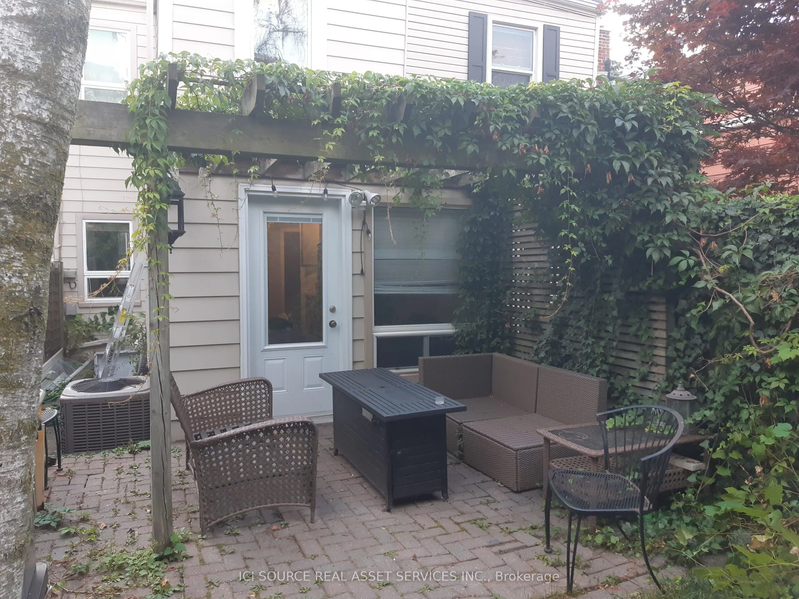 7 Brookfield Street