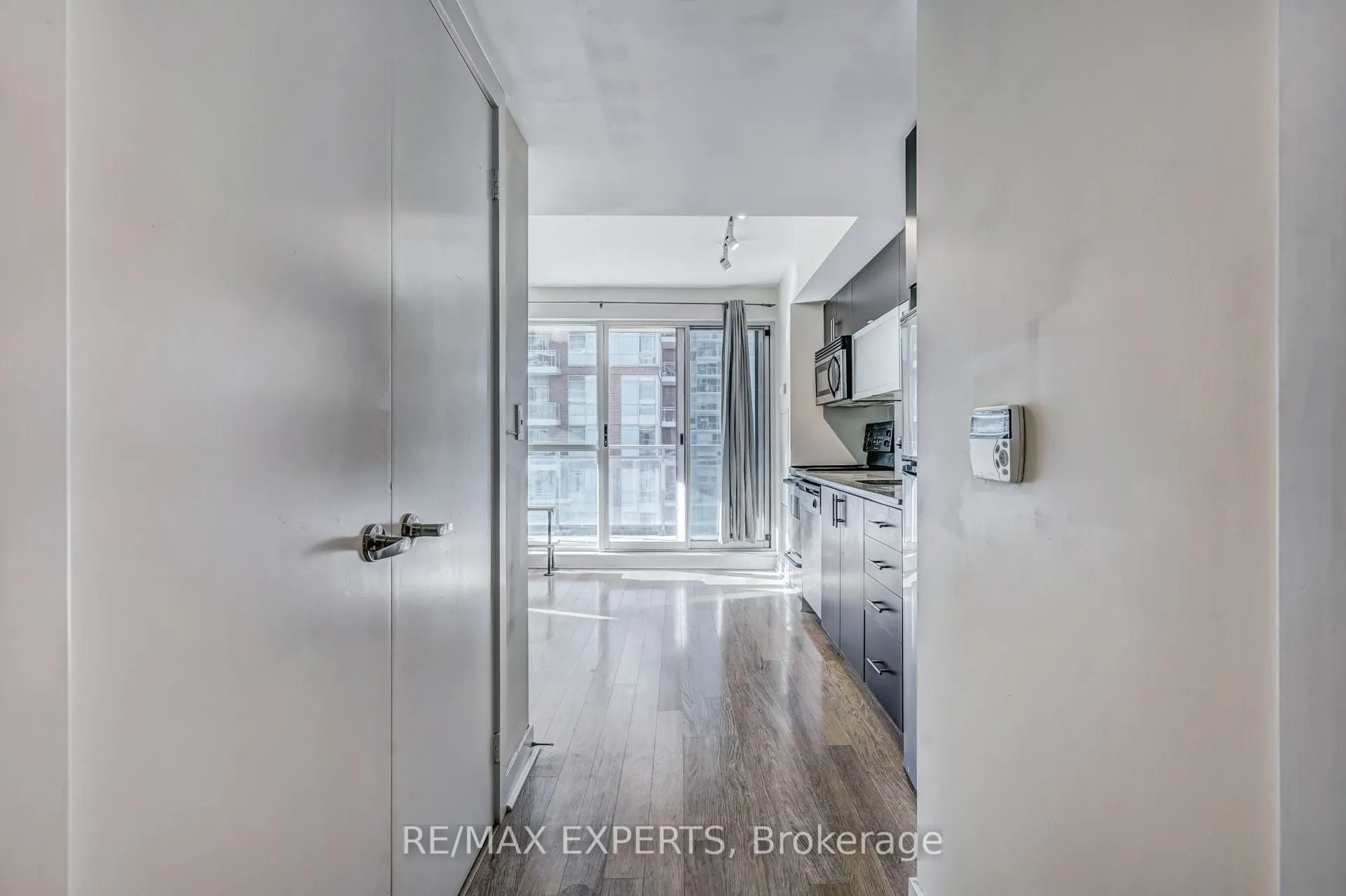 80 Western Battery Road, #801
