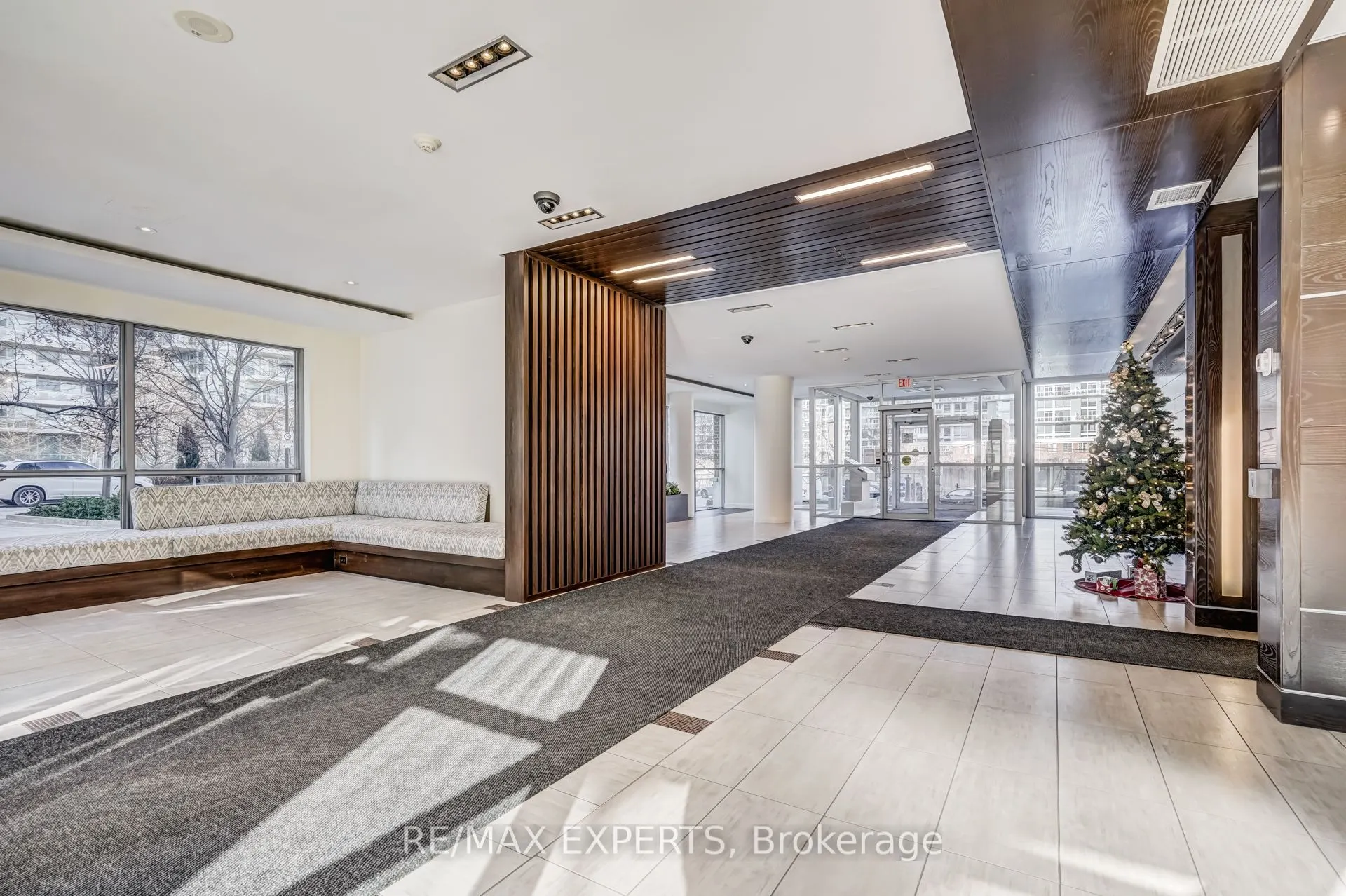 80 Western Battery Road, #801