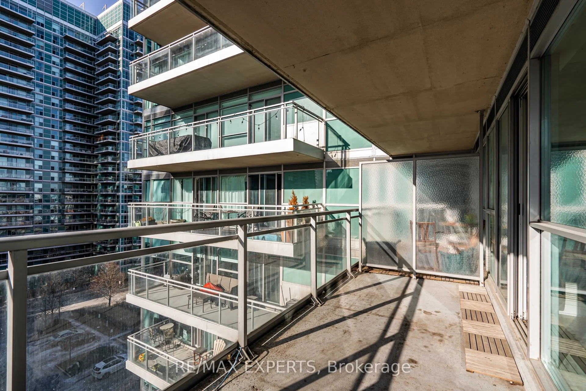 80 Western Battery Road, #801