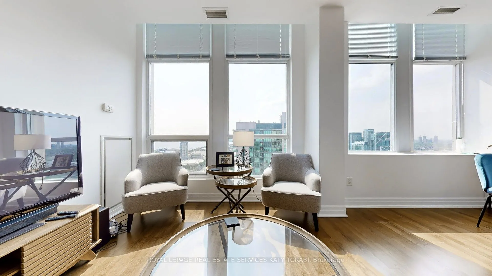 628 Fleet Street, #PH01