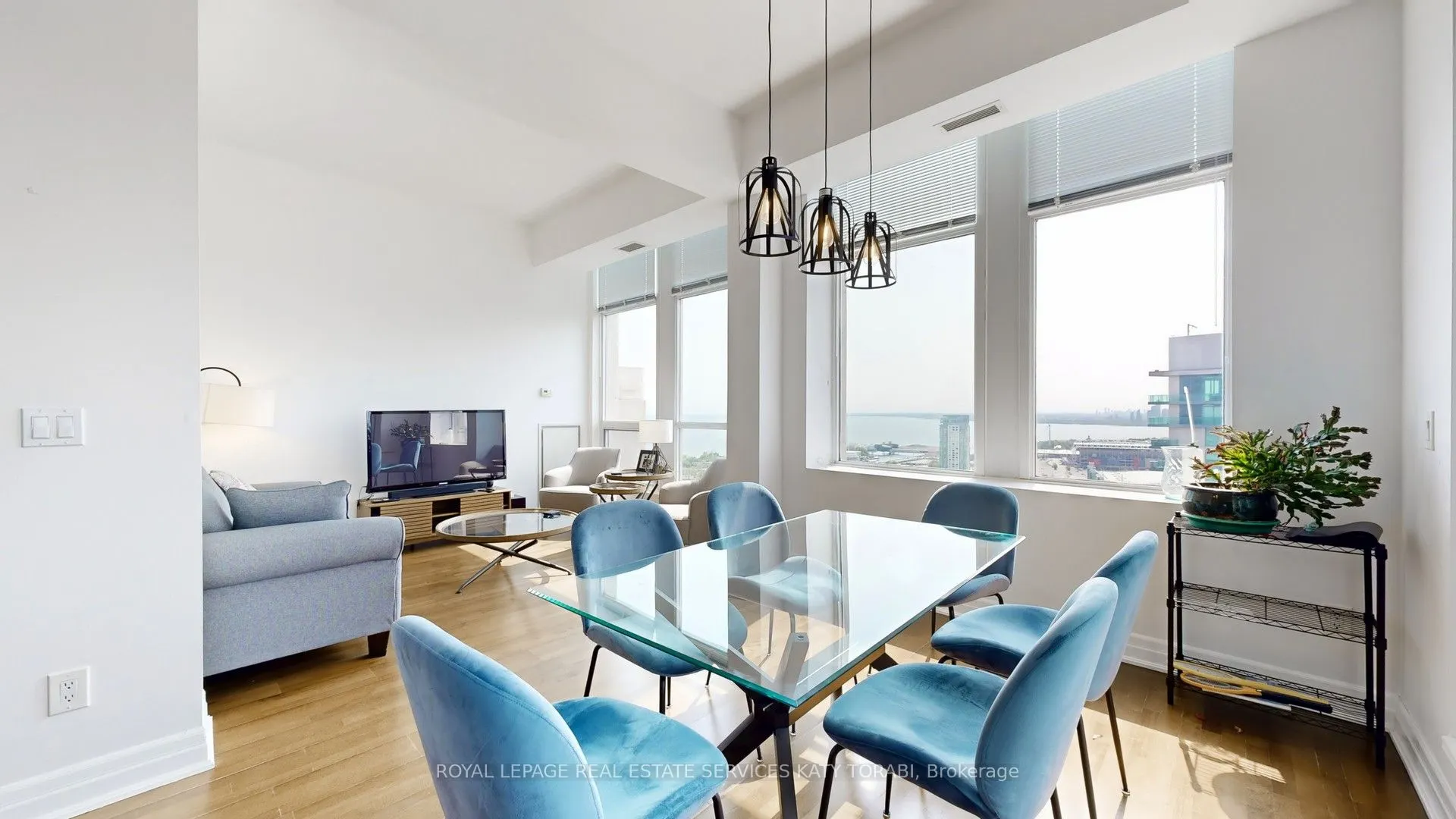 628 Fleet Street, #PH01