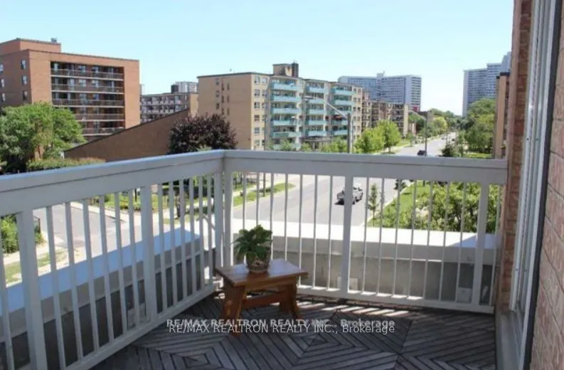 11 Thorncliffe Park Drive, #313