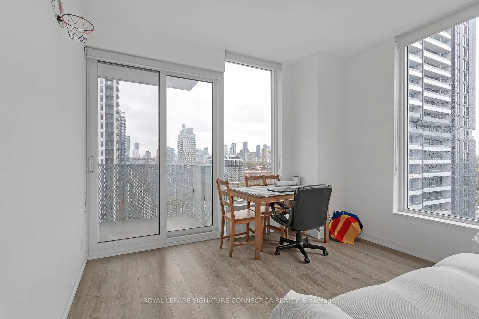 20 Tubman Avenue, #1203