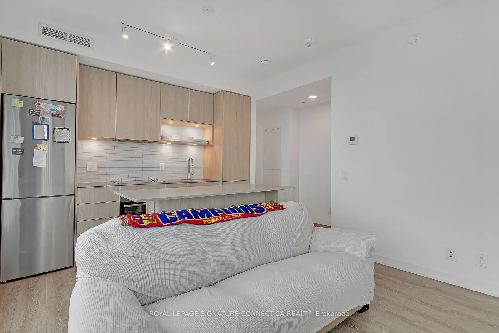 20 Tubman Avenue, #1203