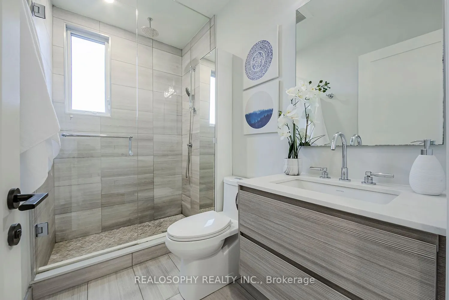 1657 Bathurst Street, #4A