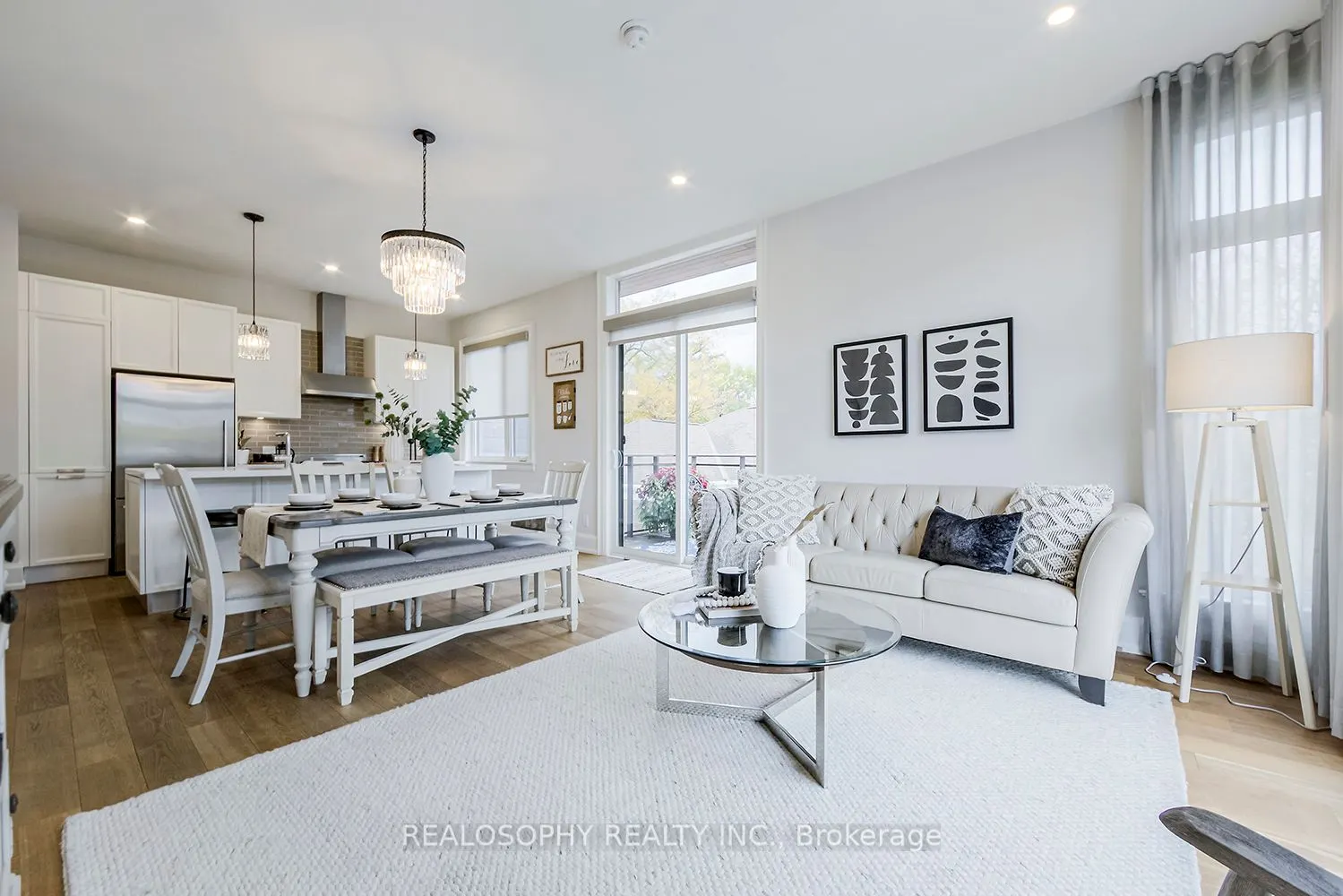 1657 Bathurst Street, #4A