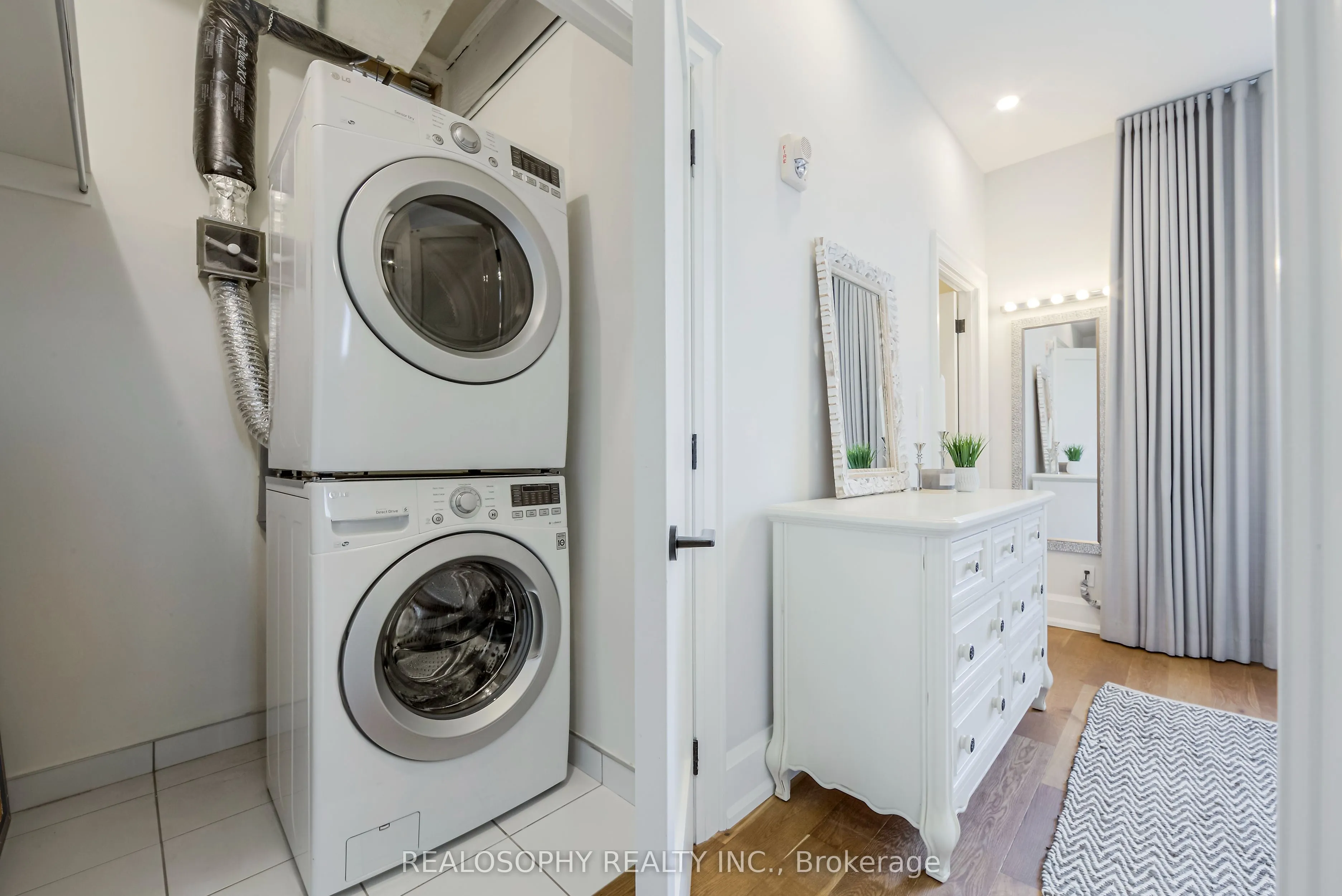 1657 Bathurst Street, #4A
