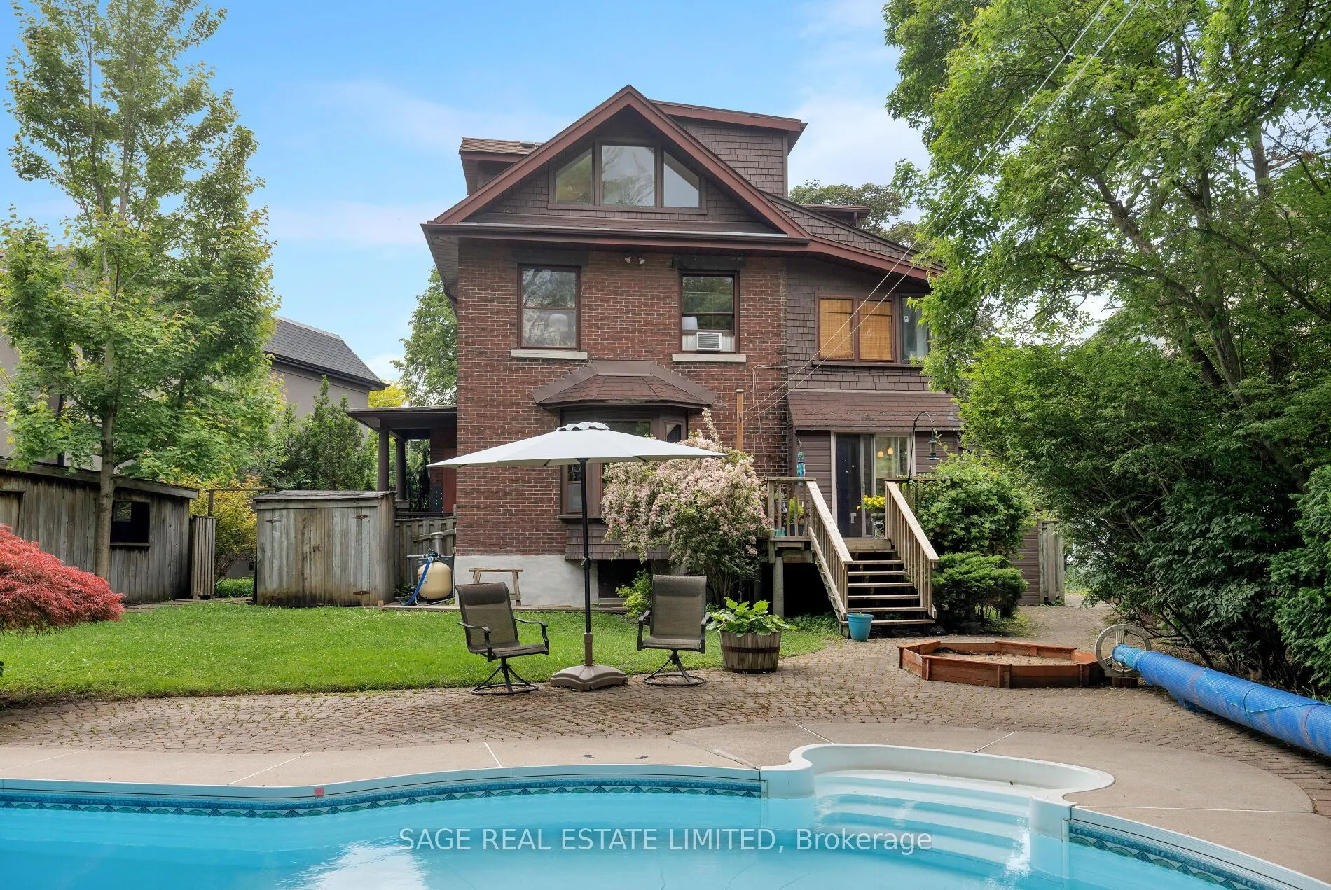 201 Sutherland Drive