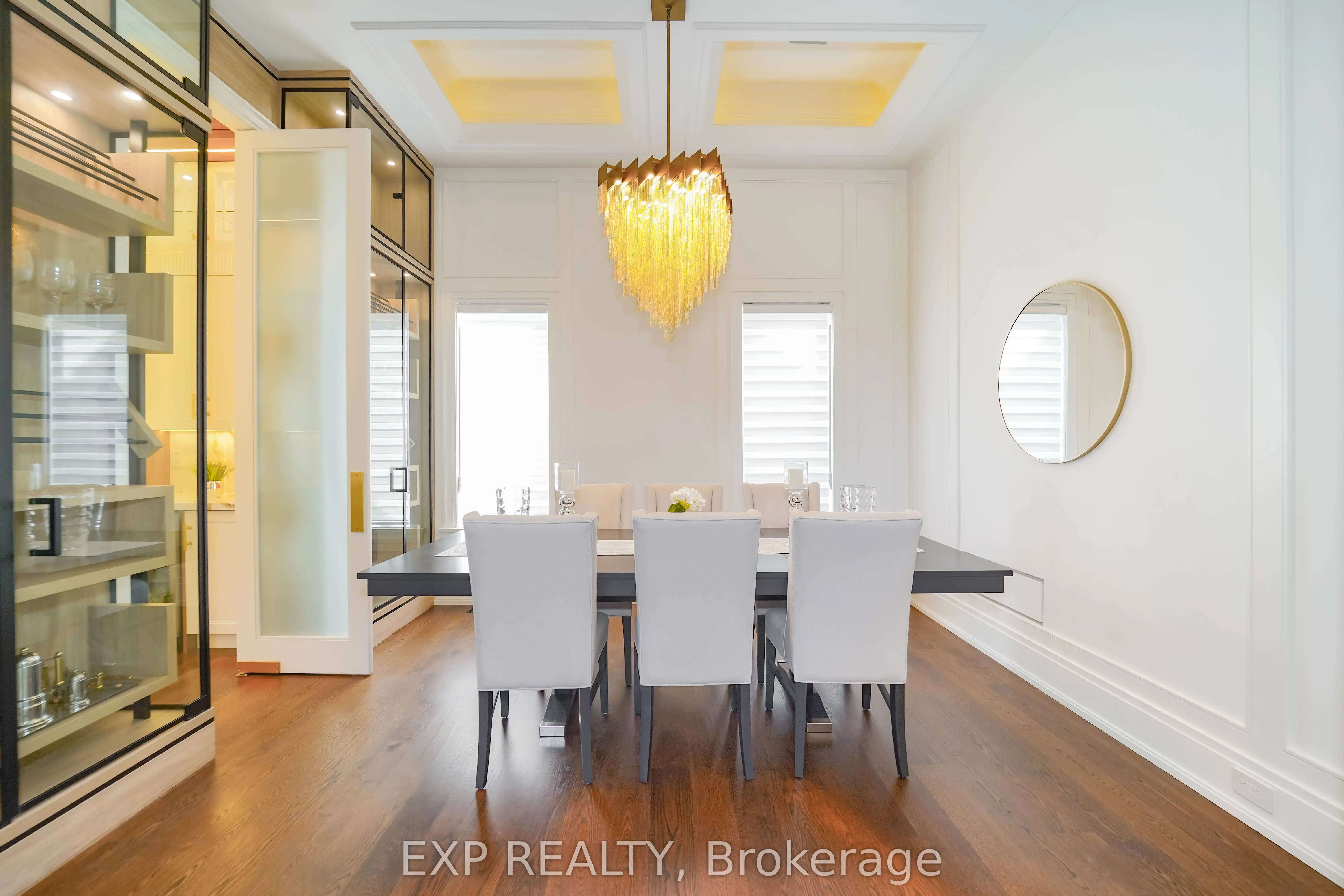 32 Athabaska Avenue