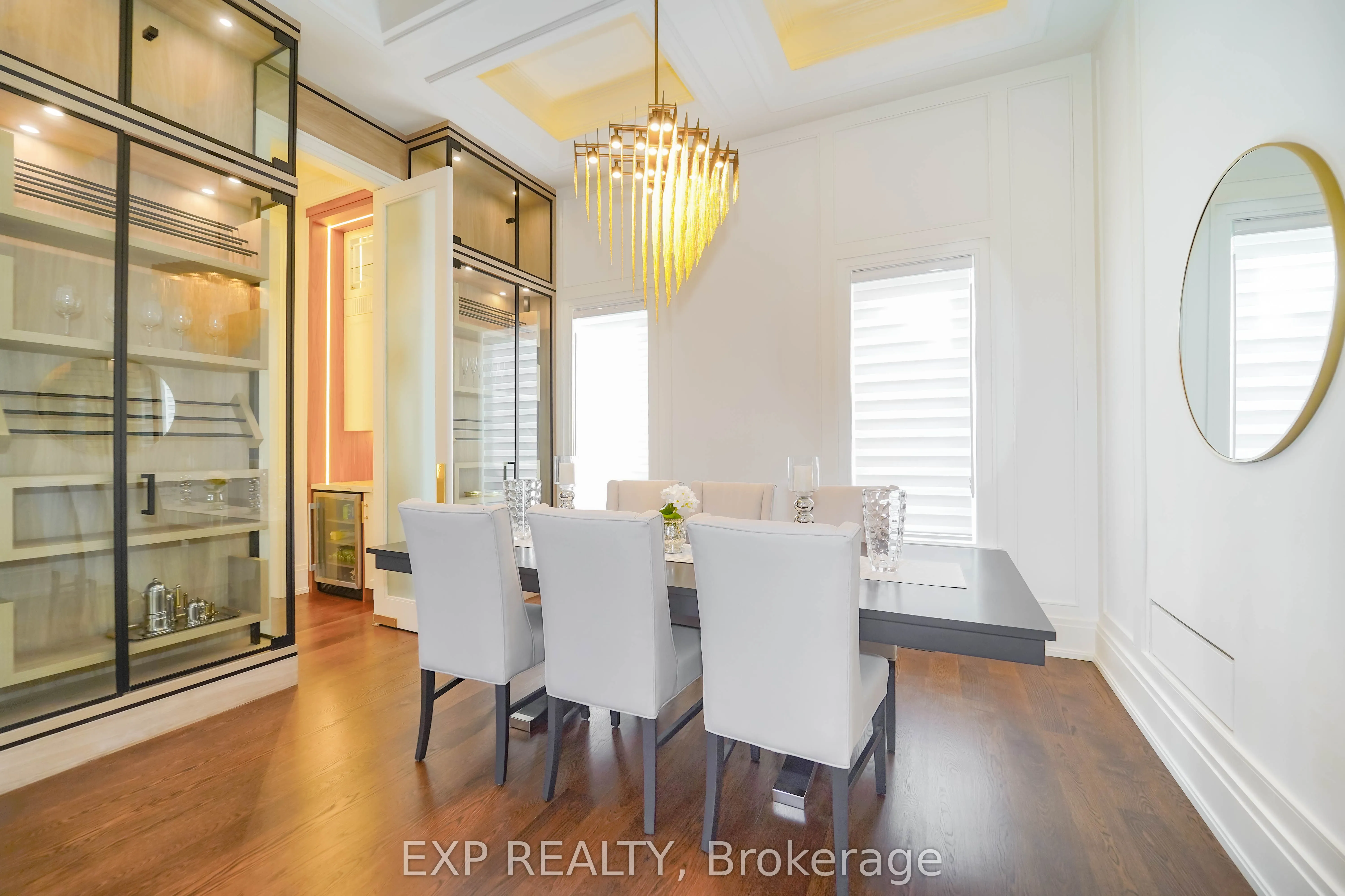 32 Athabaska Avenue