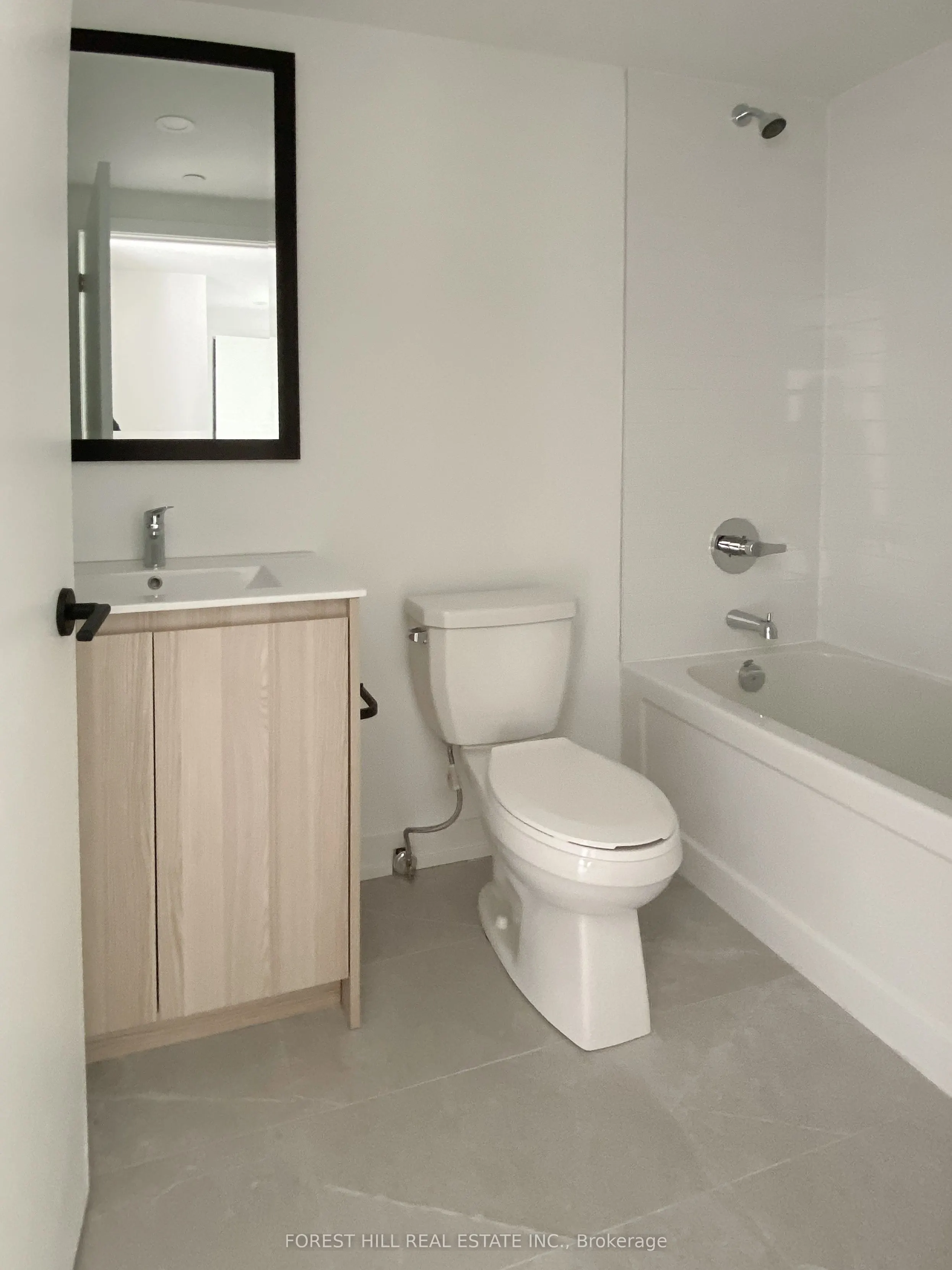 2000 Bathurst Street, #610