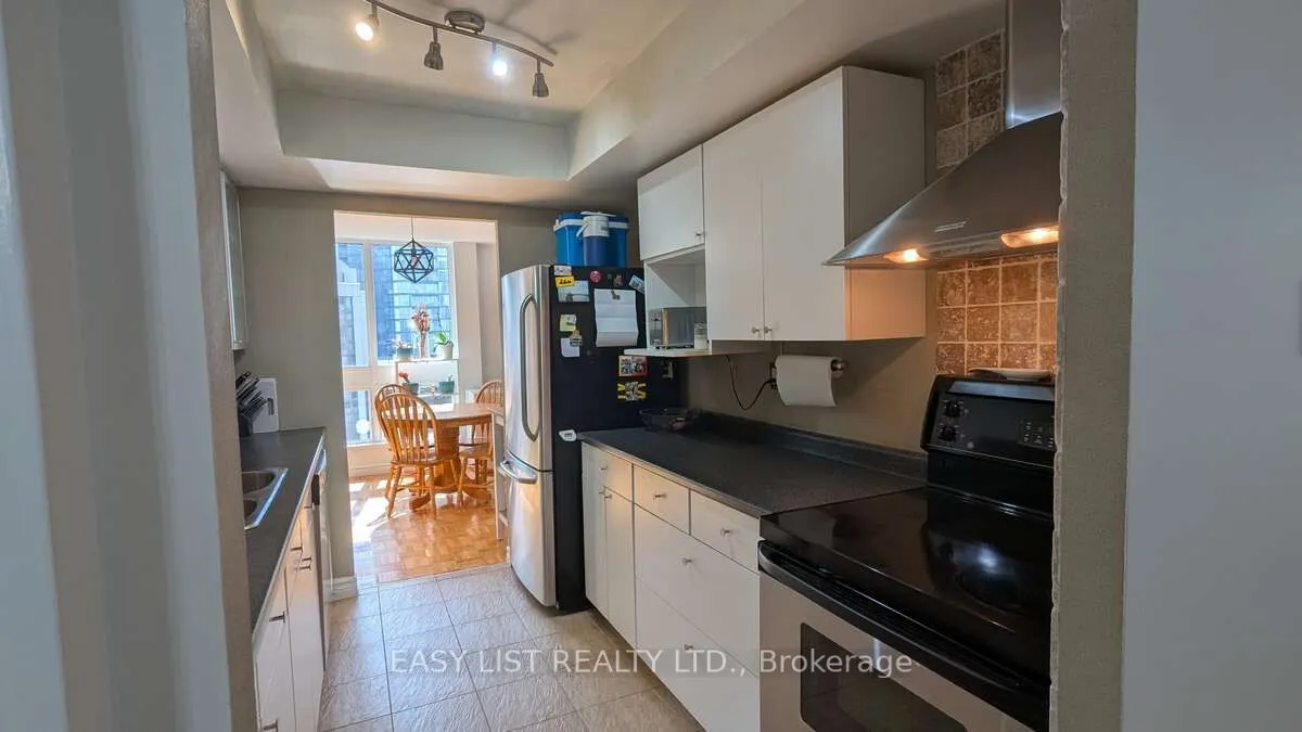 5 Kenneth Avenue #1804