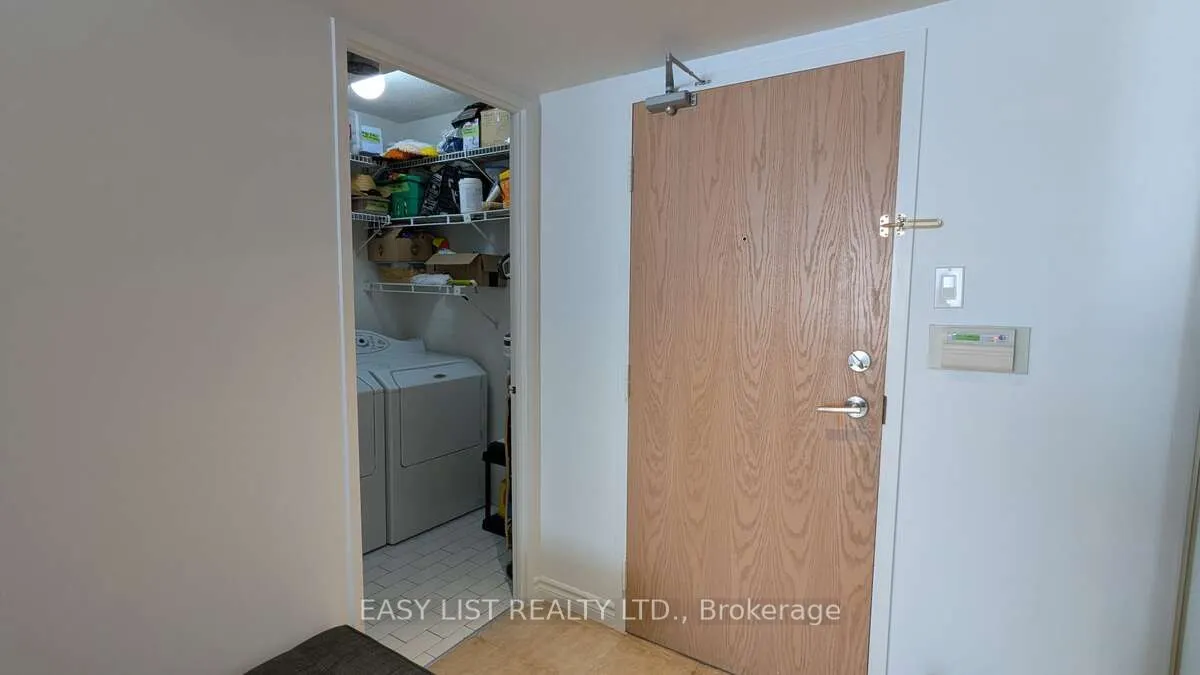 5 Kenneth Avenue #1804