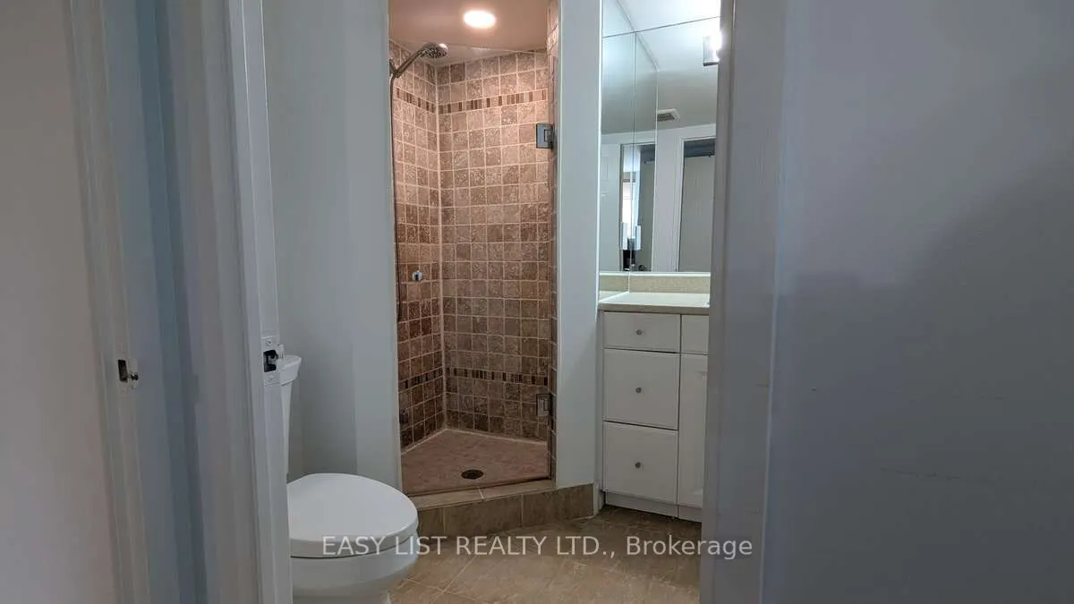 5 Kenneth Avenue #1804