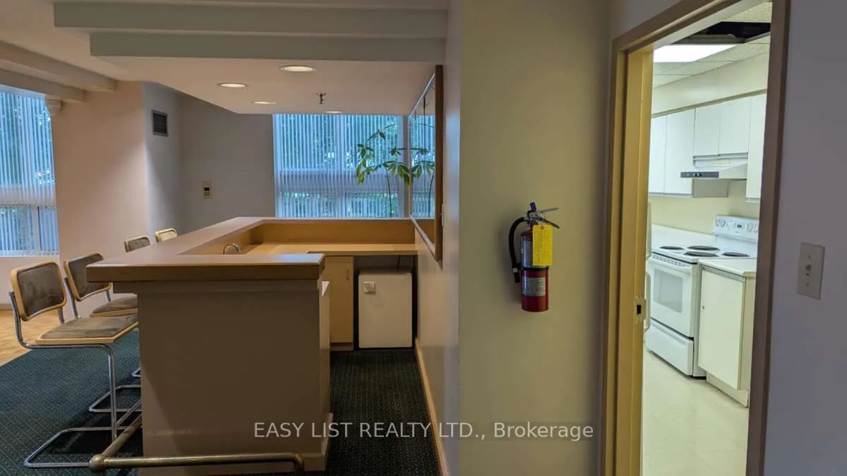 5 Kenneth Avenue #1804