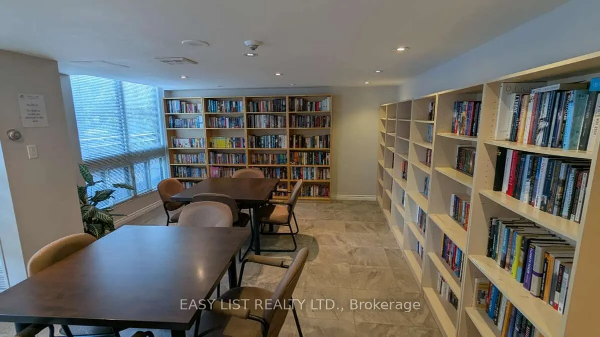 5 Kenneth Avenue #1804