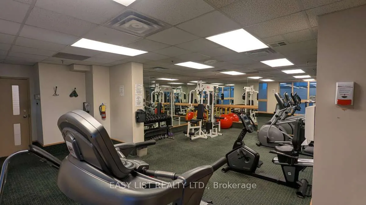 5 Kenneth Avenue #1804