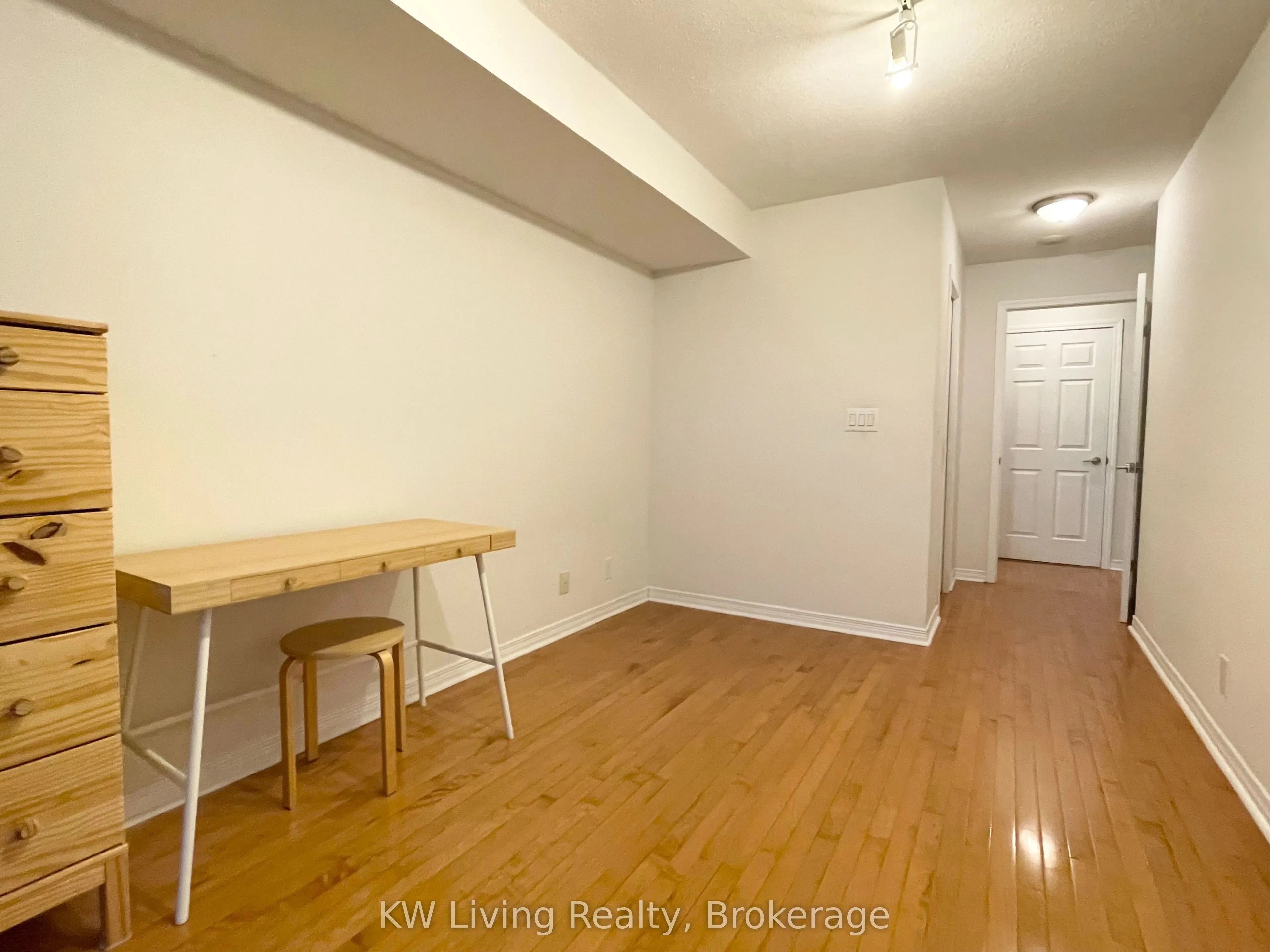 736 Spadina Avenue, #709