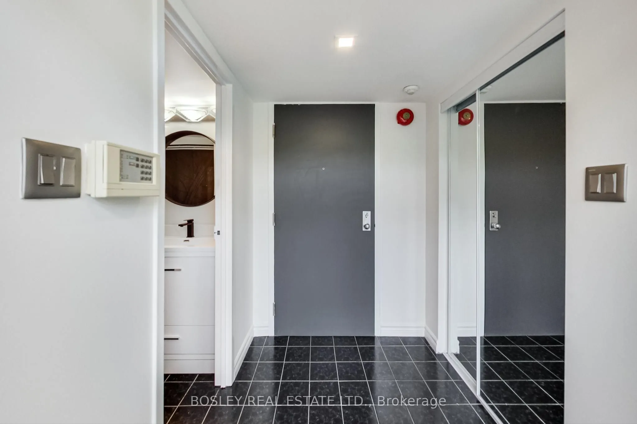 393 King Street E, #202