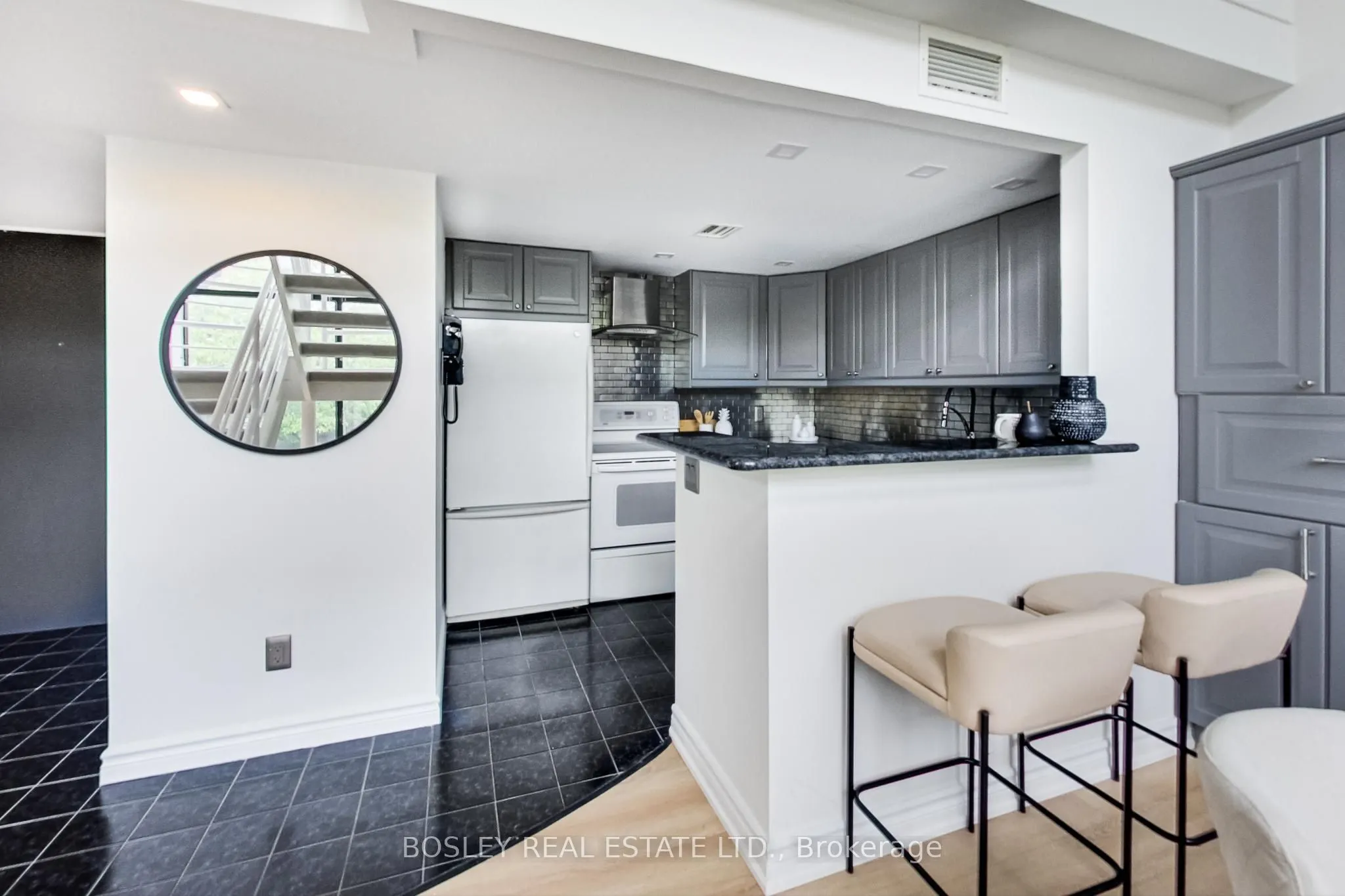 393 King Street E, #202
